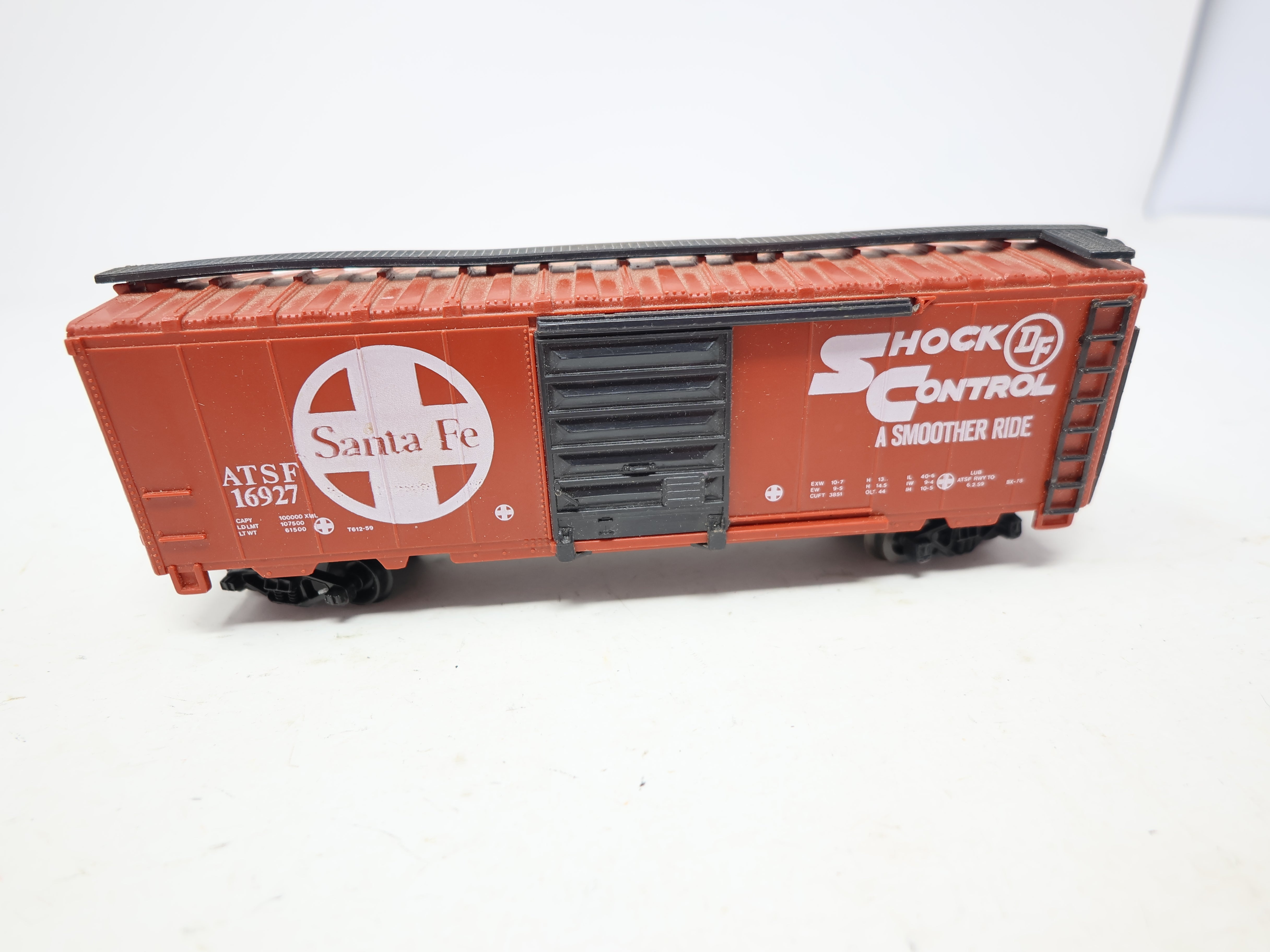 USED Playart HO Scale, 40' Box Car, Santa Fe ATSF #16927