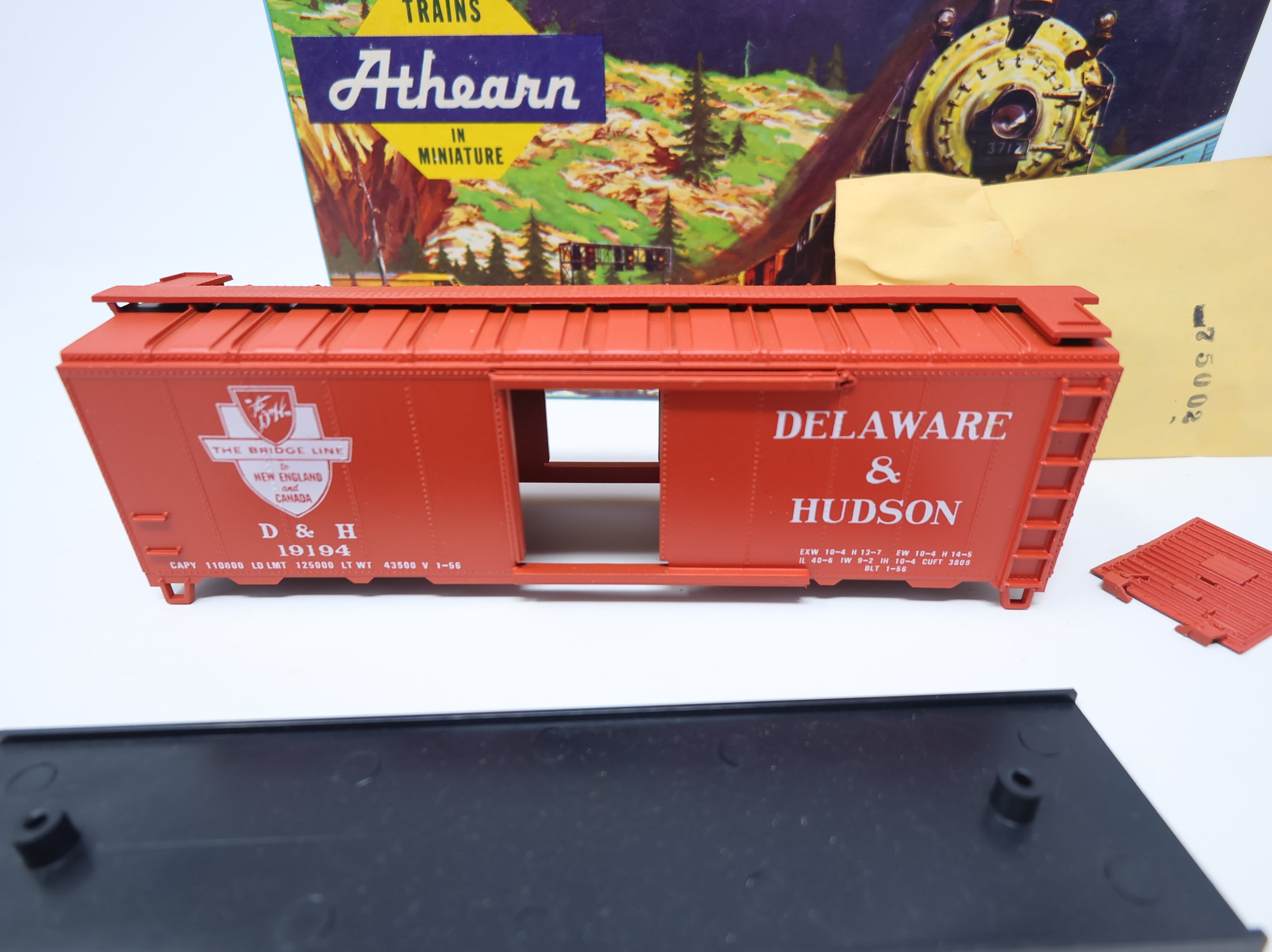 USED Athearn 1431 HO Scale 40' Steel Box Car Delaware and Hudson D&H #19194 Bev-Bel KIT