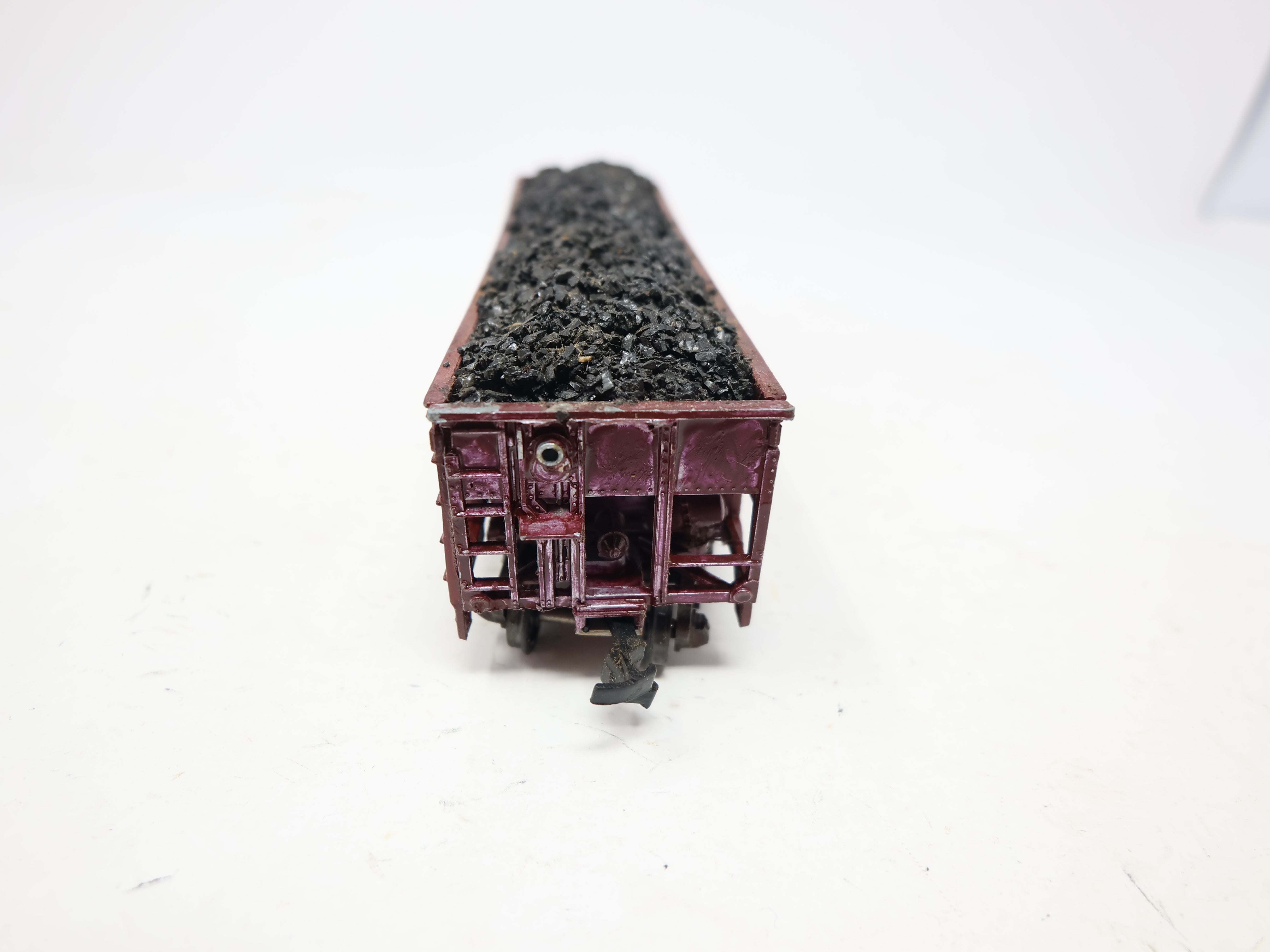 USED HO Scale, 3 Bay Open Hopper w/ Coal Load (metal), New York Central NYC #904369