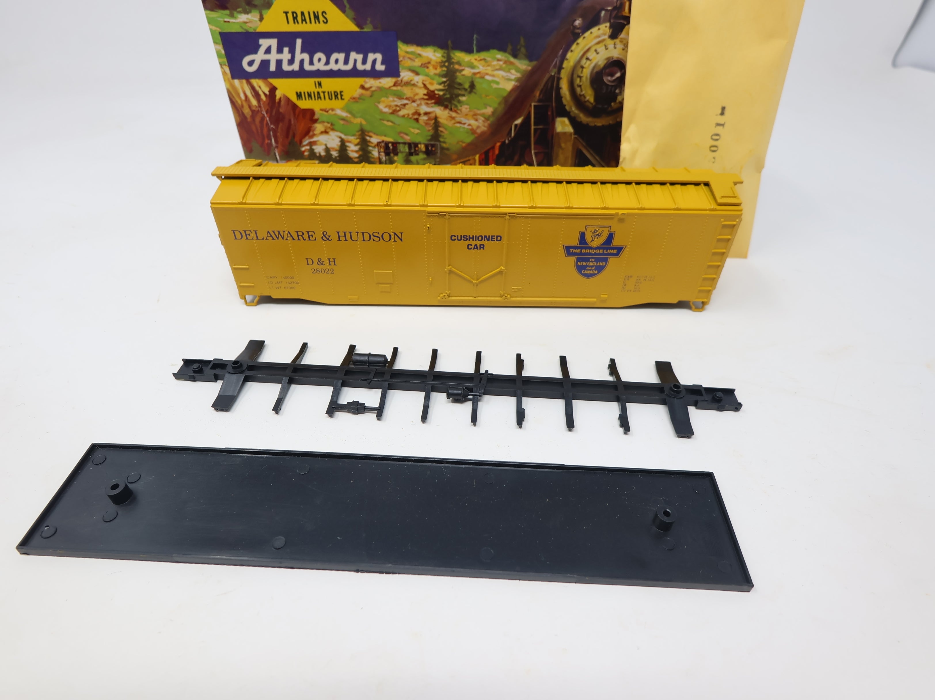 USED Athearn HO Scale 50' Box Car Delaware and Hudson D&H #28022 Custom KIT