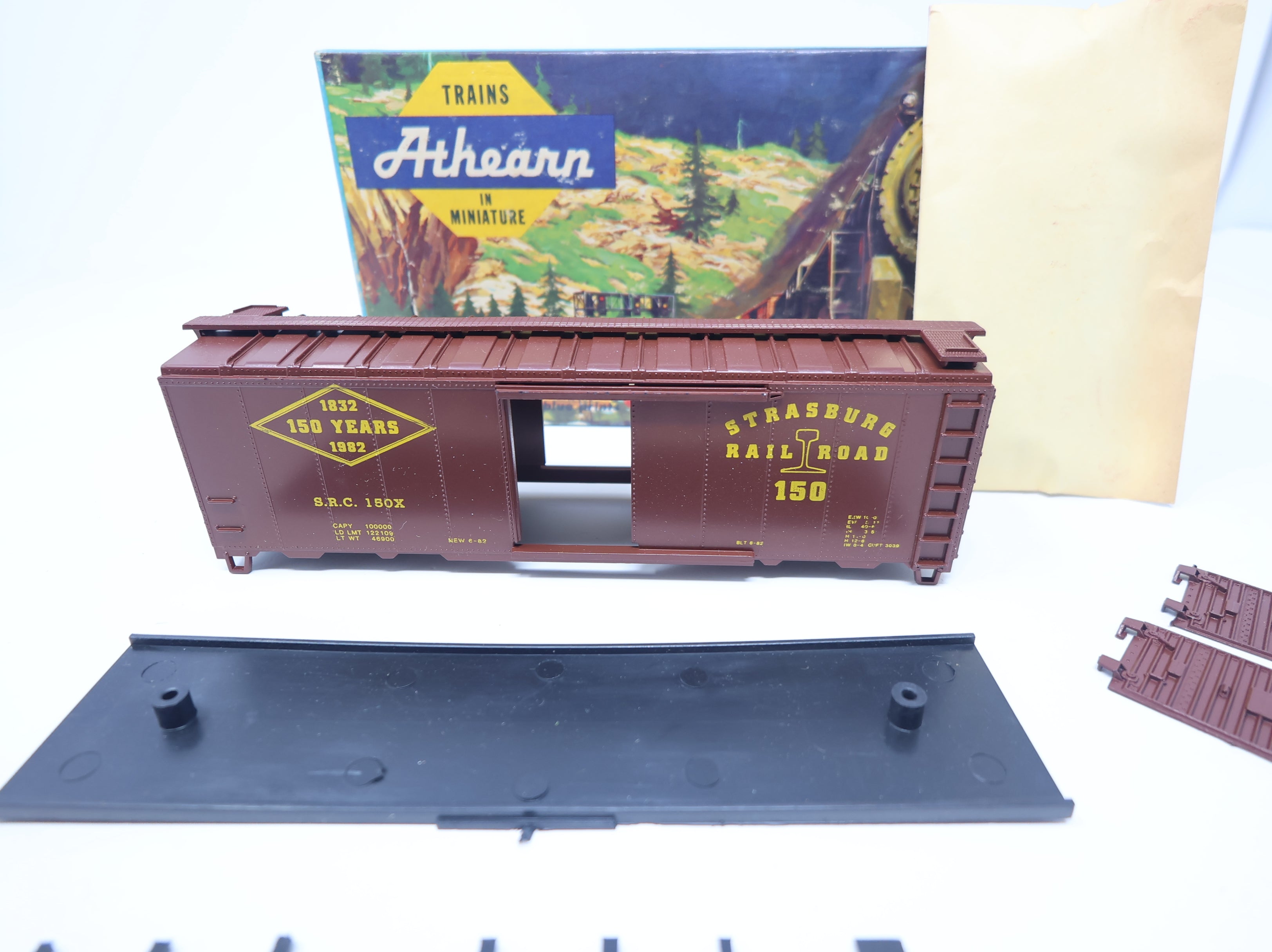 USED Athearn HO Scale Rare 40' Steel Box Car Strasburg Rail Road SRC #150X KIT