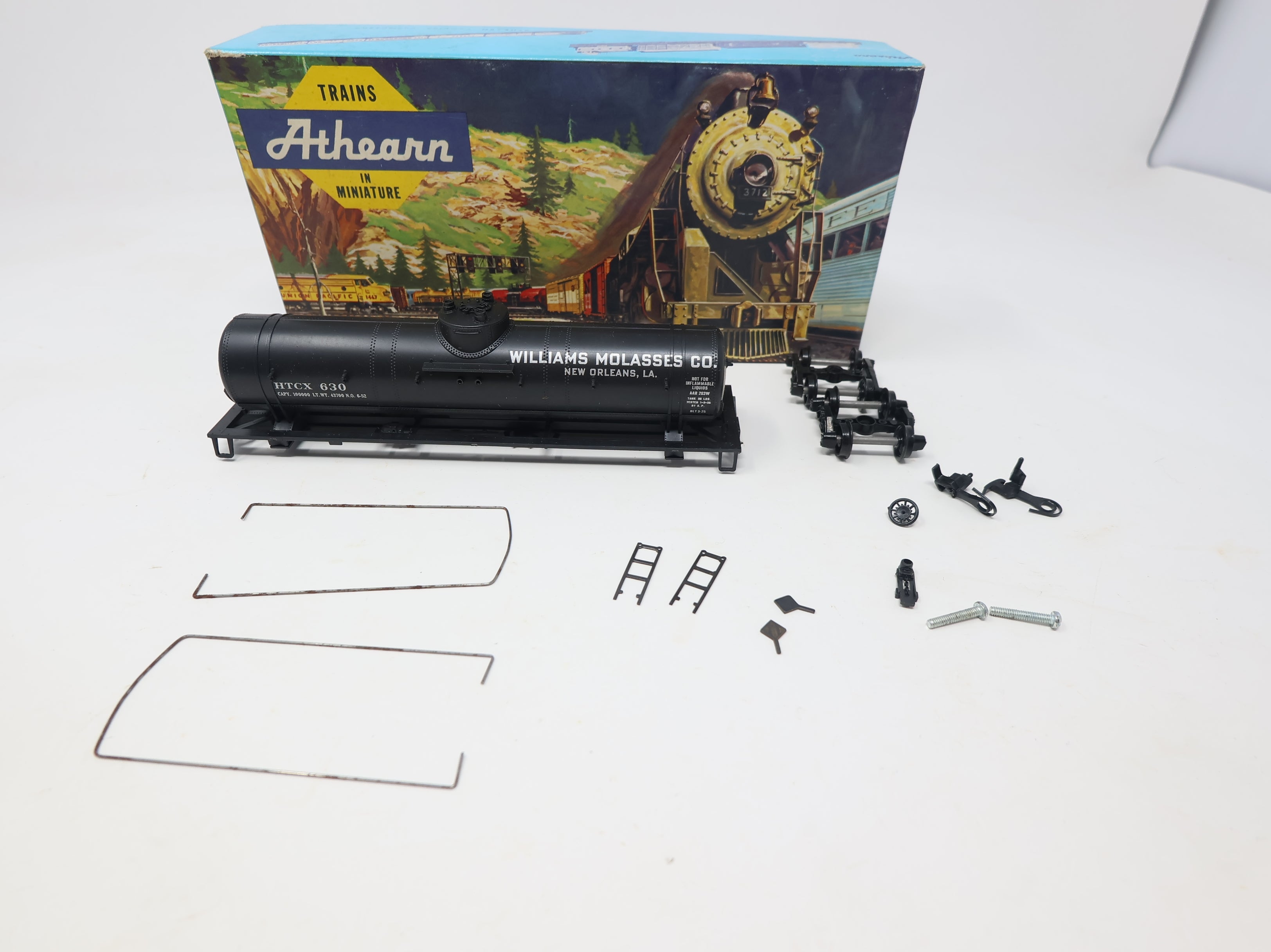 USED Athearn HO Scale Single Dome Tank Car Williams Molasses HTCX #630 Custom KIT