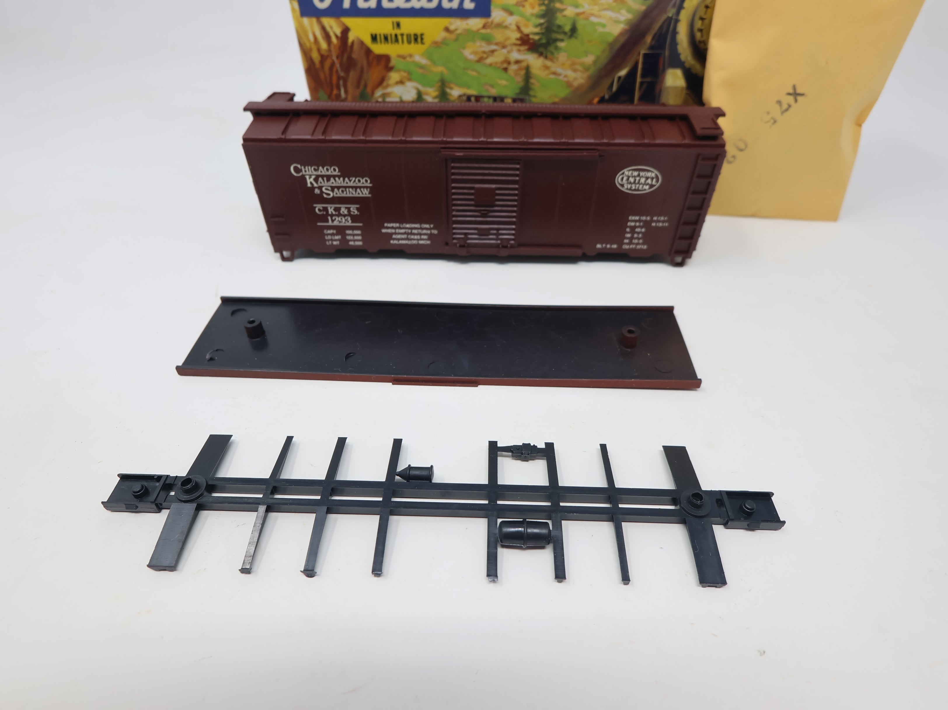 USED Athearn HO Scale 40' Steel Box Car Chicago Kalamazoo & Saginaw CK&S #1293 Cooper & Oshtemo KIT