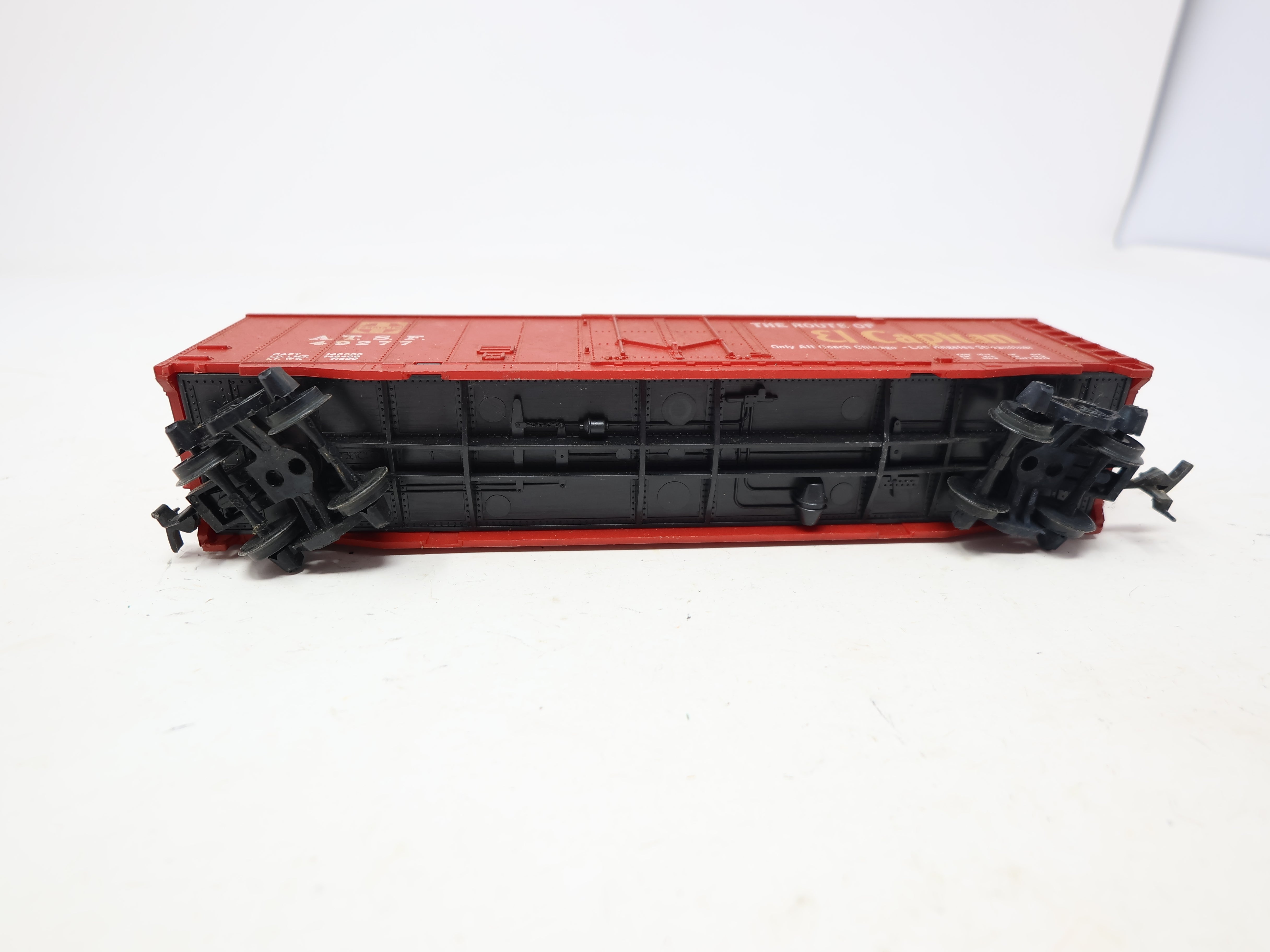 USED Tyco HO Scale, 50' Box Car, Santa Fe ATSF #49277