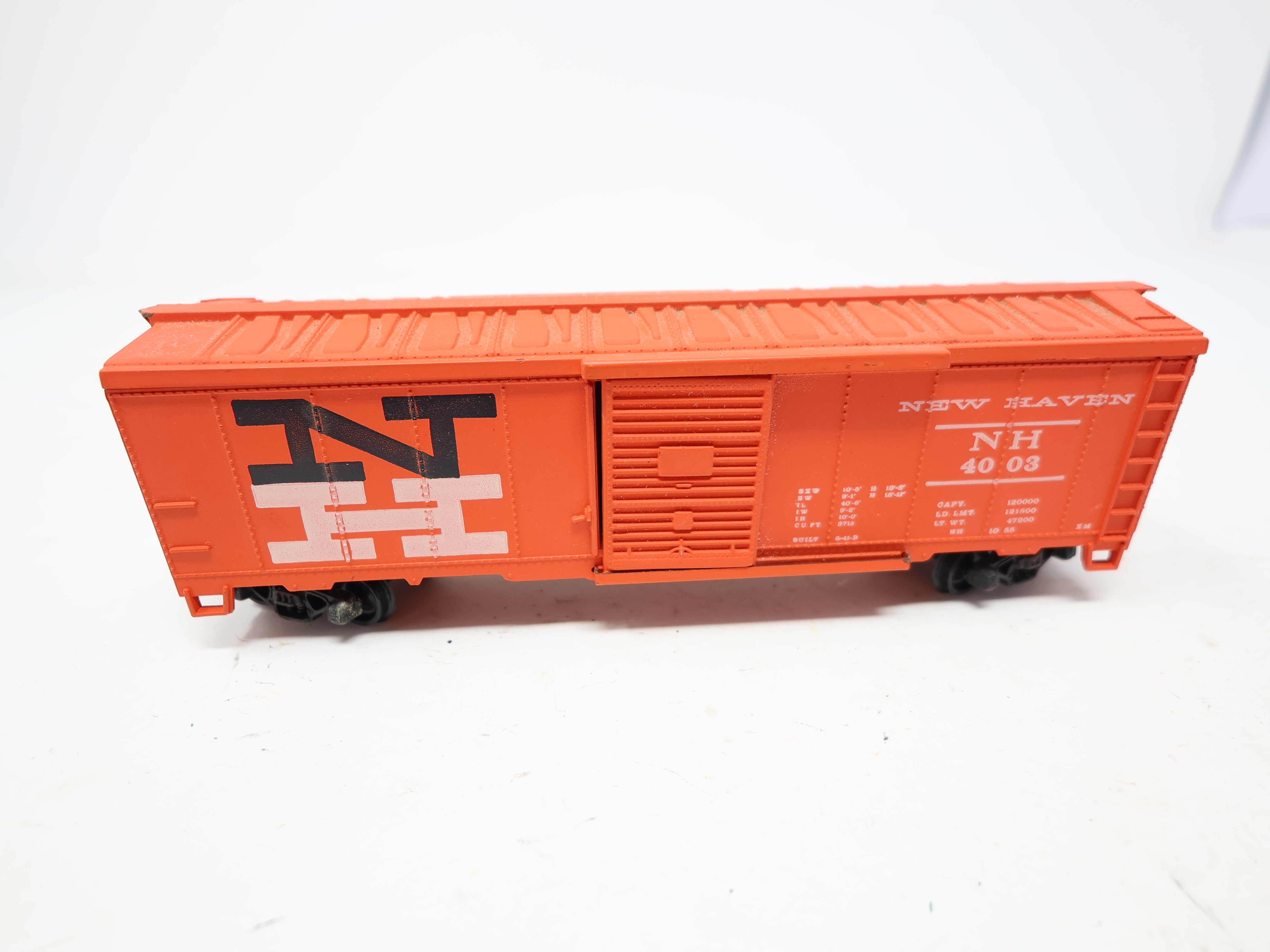 USED REVELL HO Scale, 40' Box Car, New Haven NH #4003