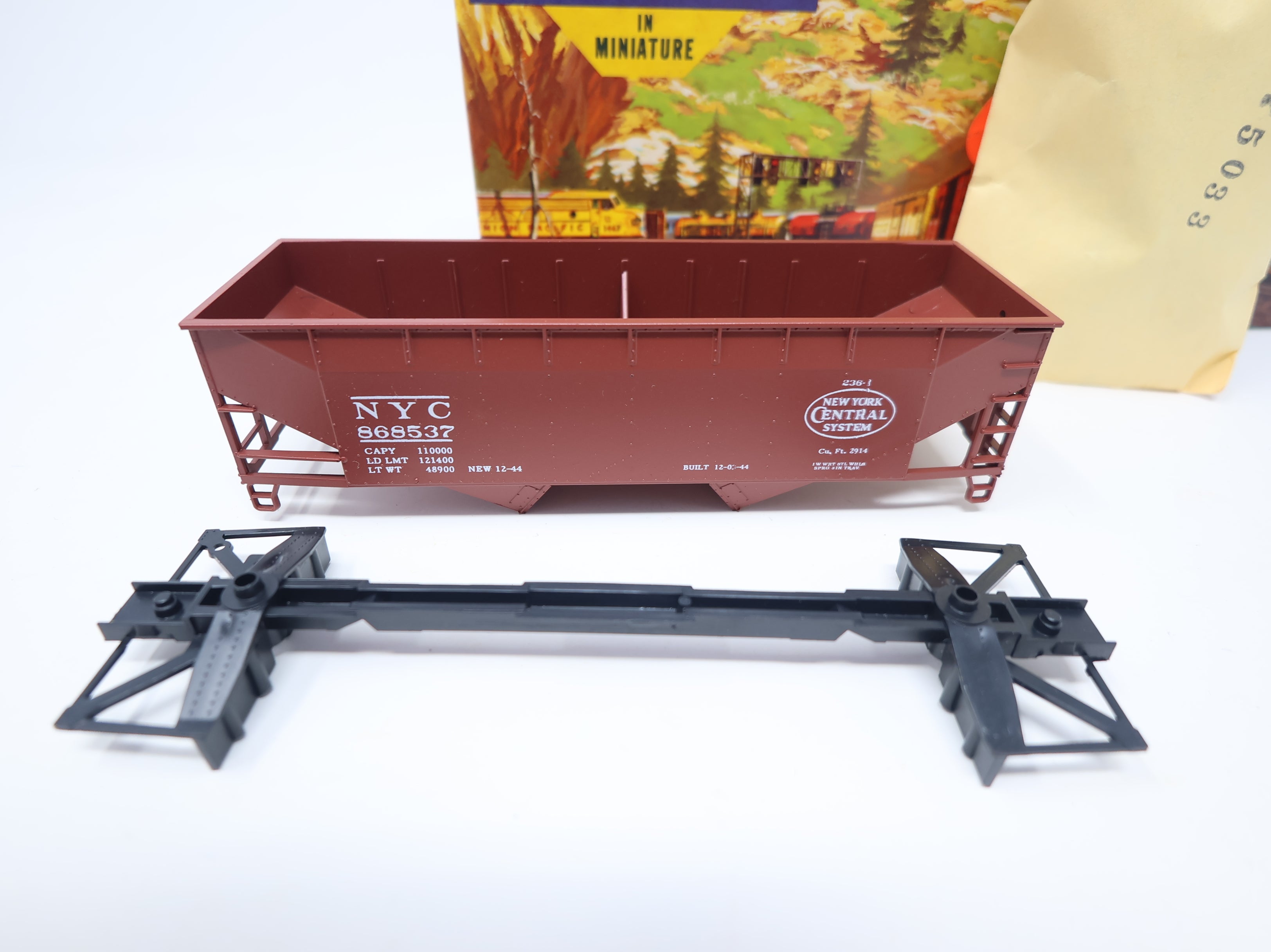 USED Athearn HO Scale 34' 2 Bay Flat-End Hopper New York Central NYC #868537 Bev-Bel KIT