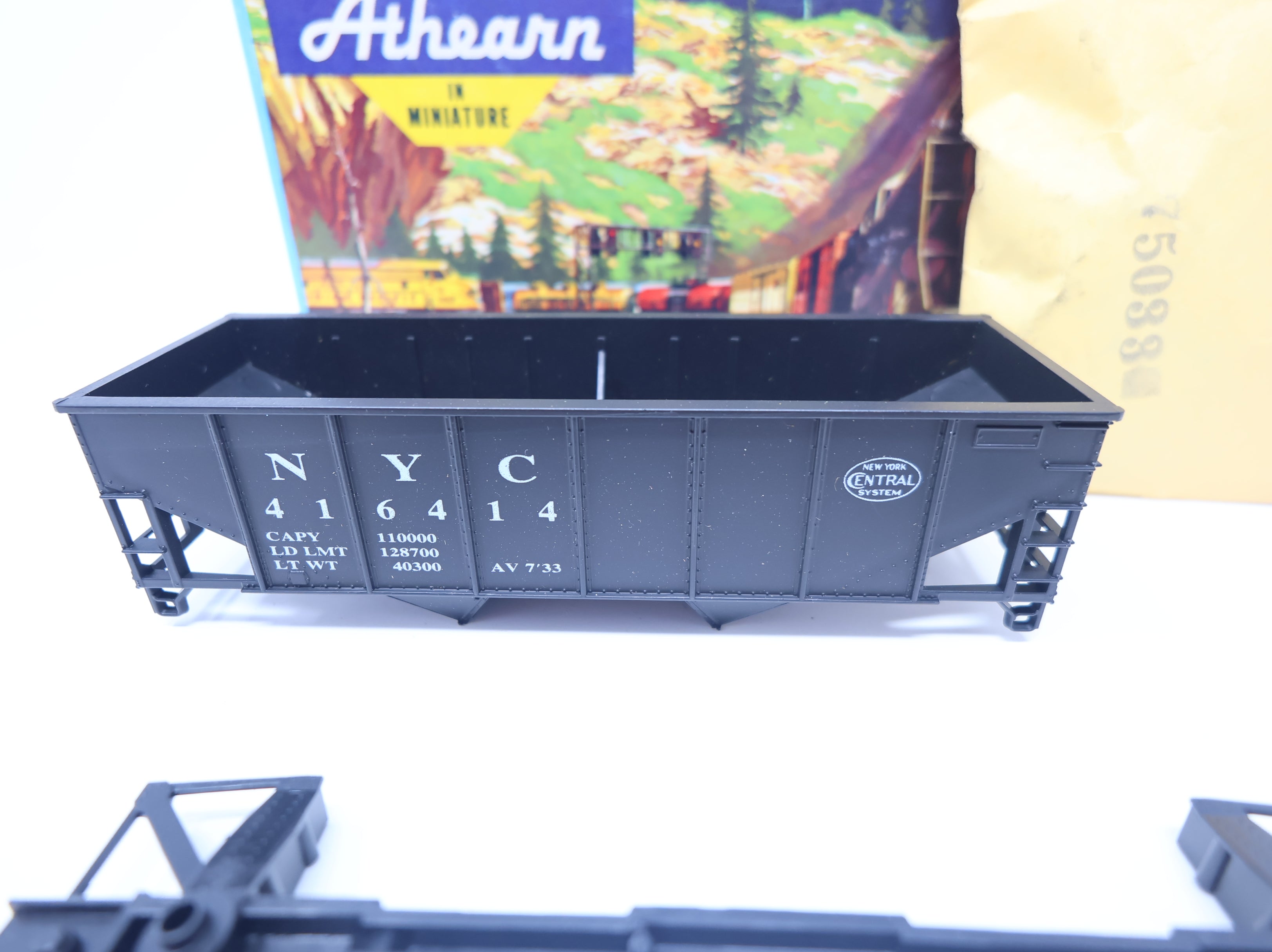 USED Athearn HO Scale 2 Bay Offset Hopper New York Central NYC #416414 Branchline KIT