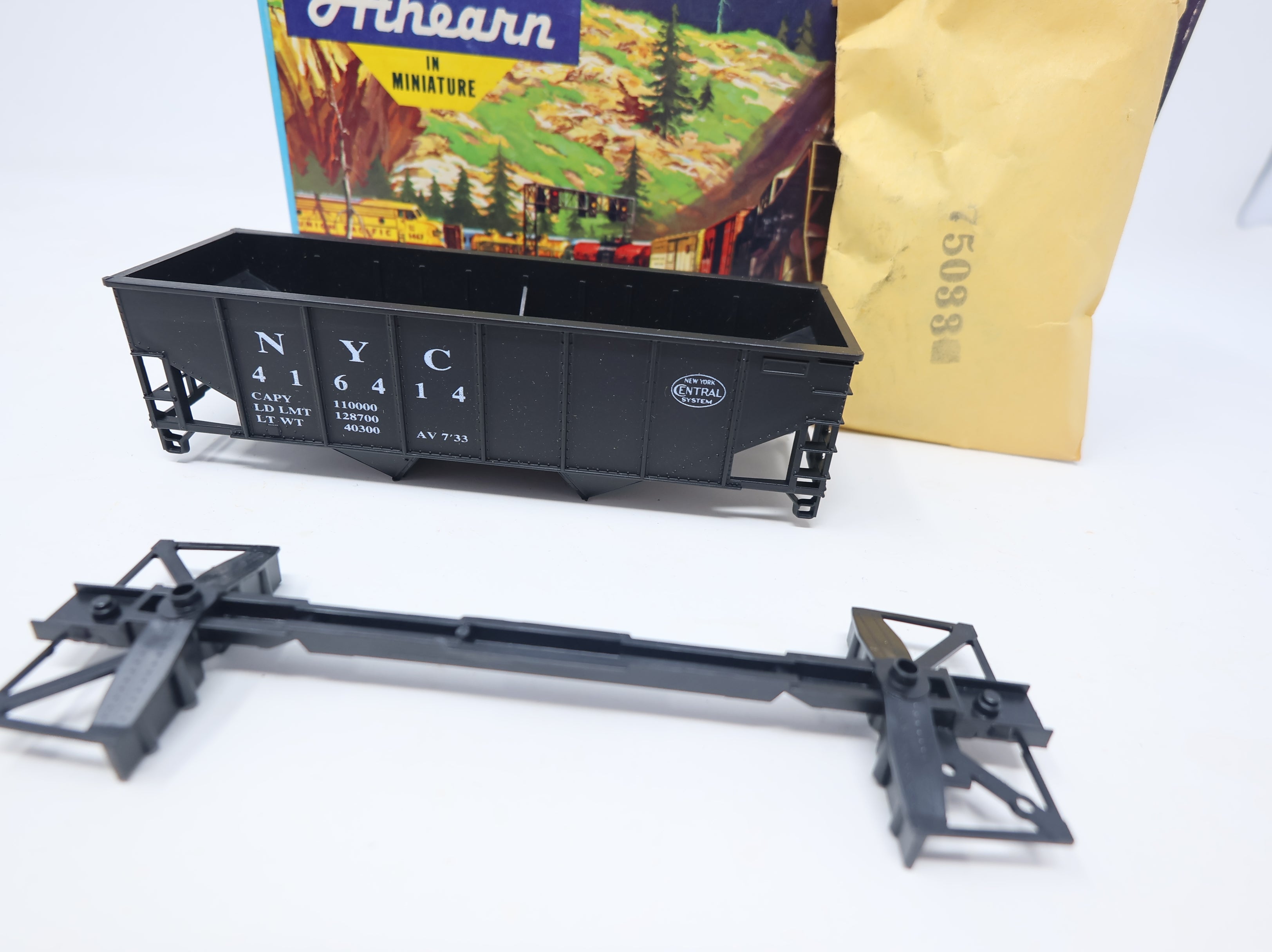 USED Athearn HO Scale 2 Bay Offset Hopper New York Central NYC #416414 Branchline KIT