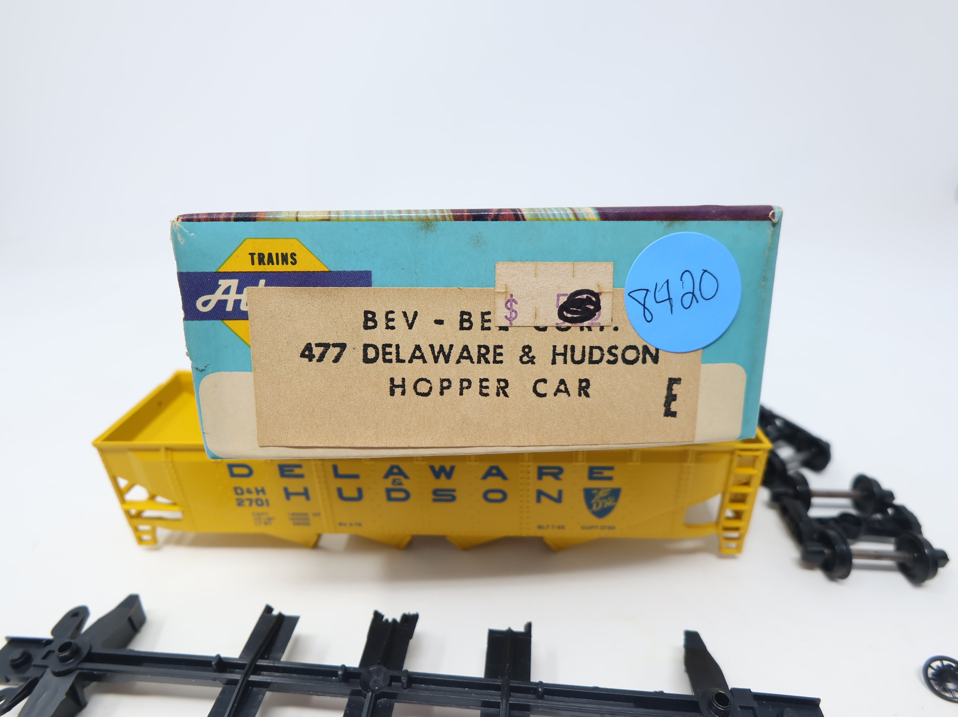 USED Athearn HO Scale 4 Bay Hopper Operating Delaware and Hudson D&H #2701 Bev-Bel KIT