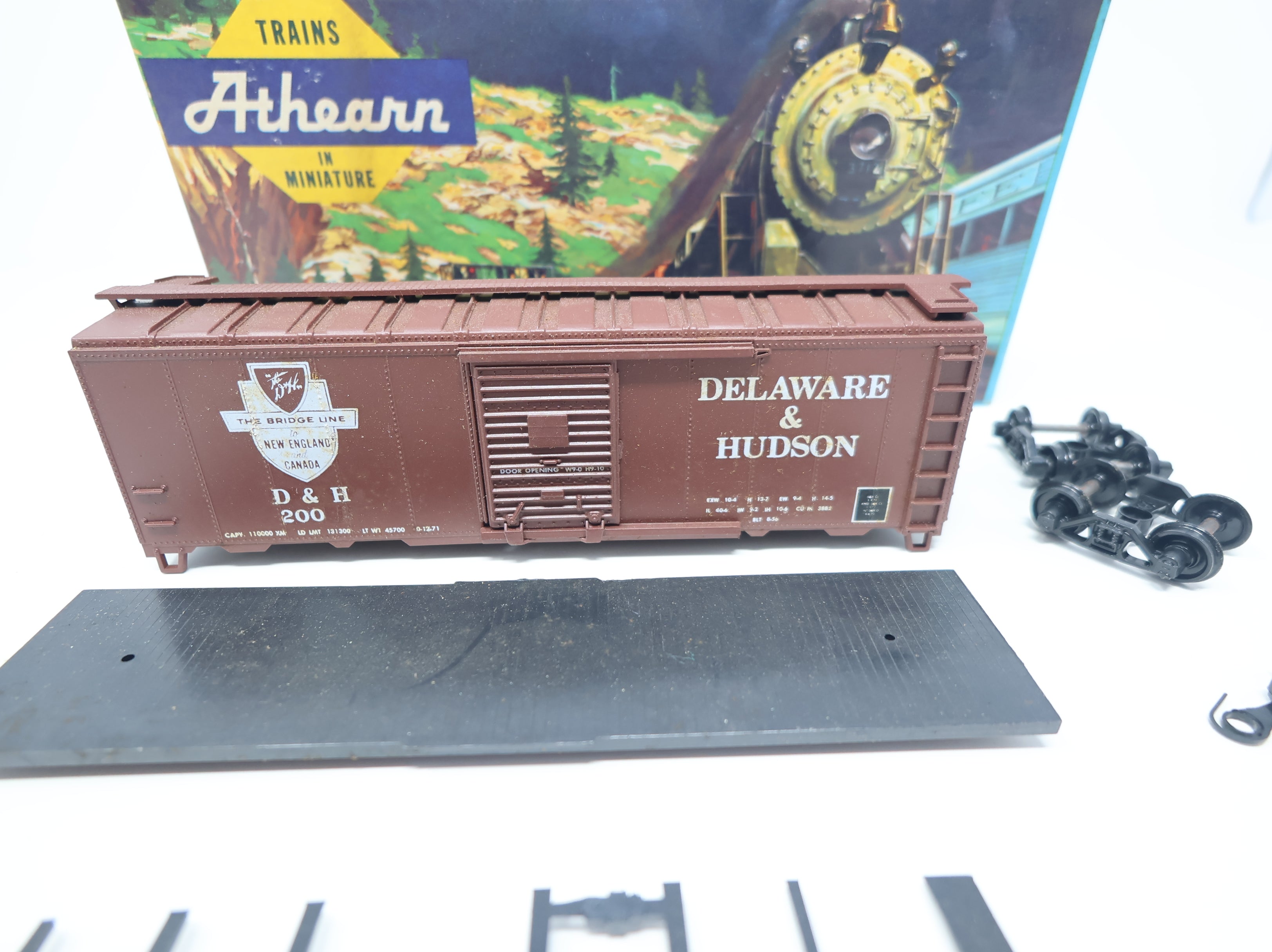 USED Athearn HO Scale 40' Steel Box Car Delaware and Hudson D&H #200 Decal KIT