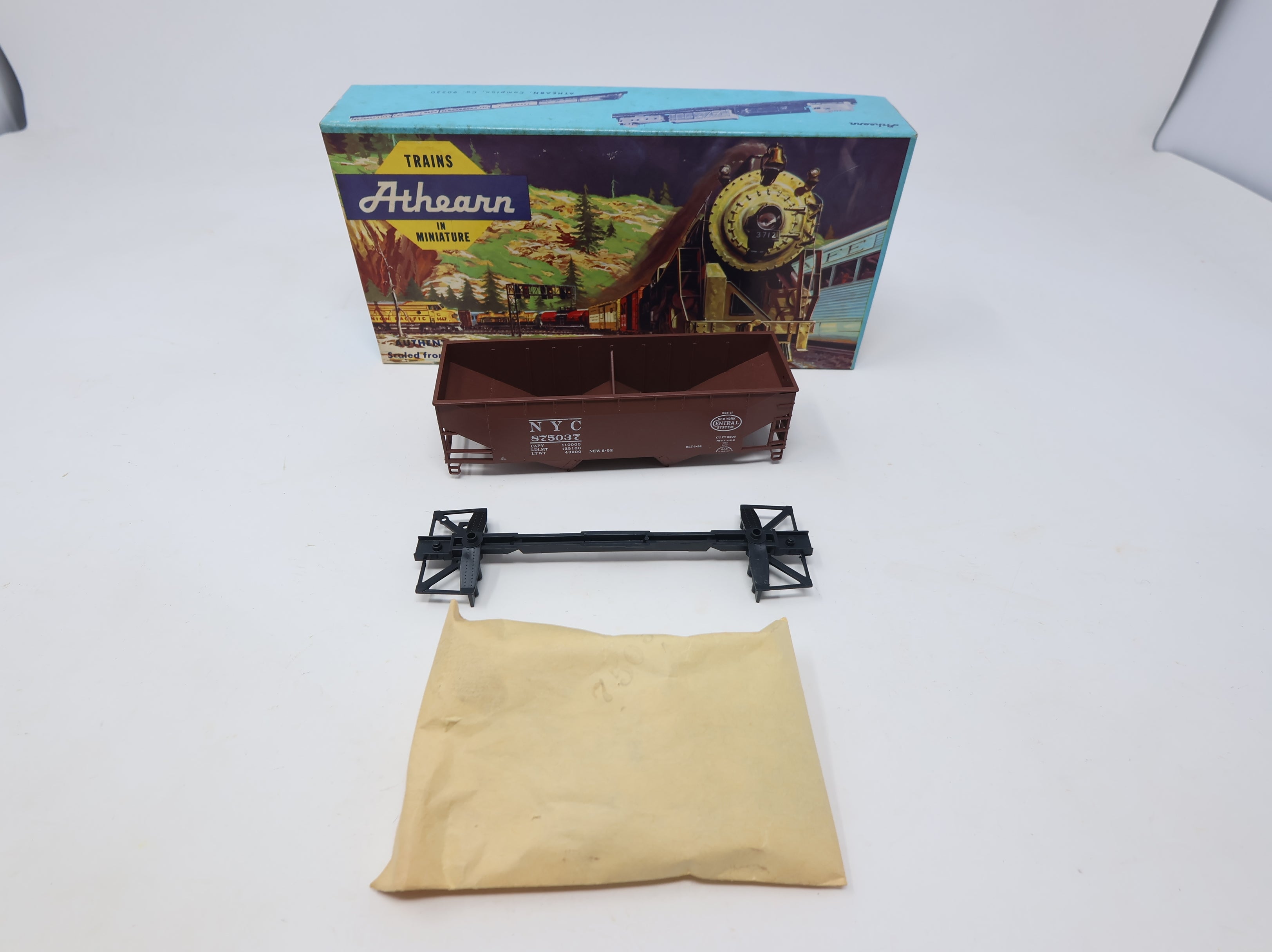 USED Athearn HO Scale 2 Bay Offset Hopper New York Central NYC #875037 KIT