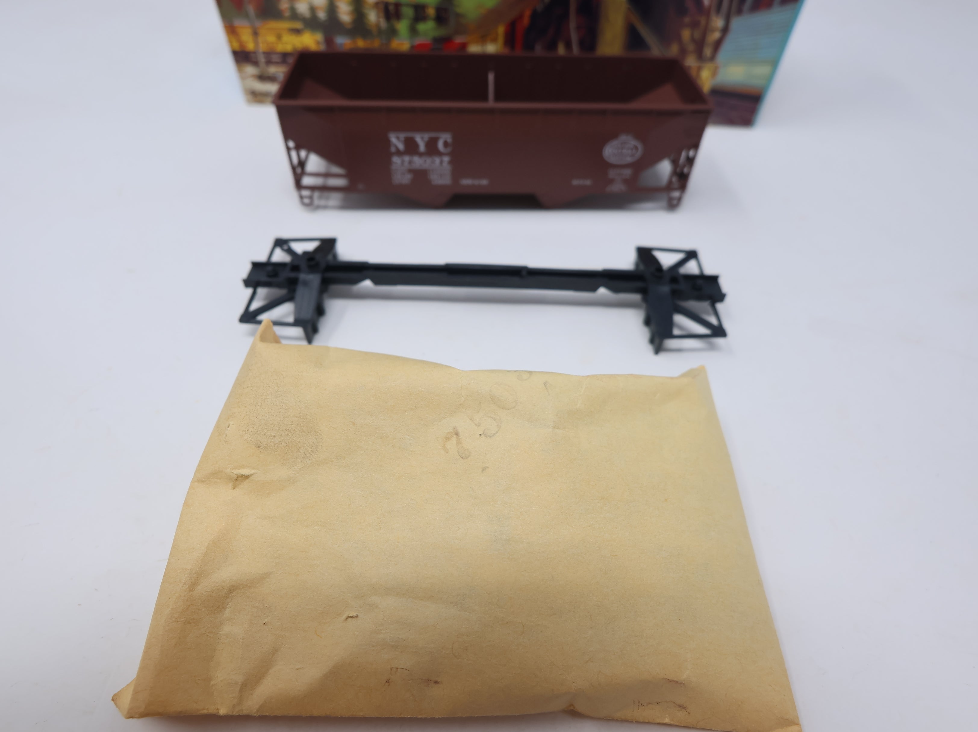 USED Athearn HO Scale 2 Bay Offset Hopper New York Central NYC #875037 KIT