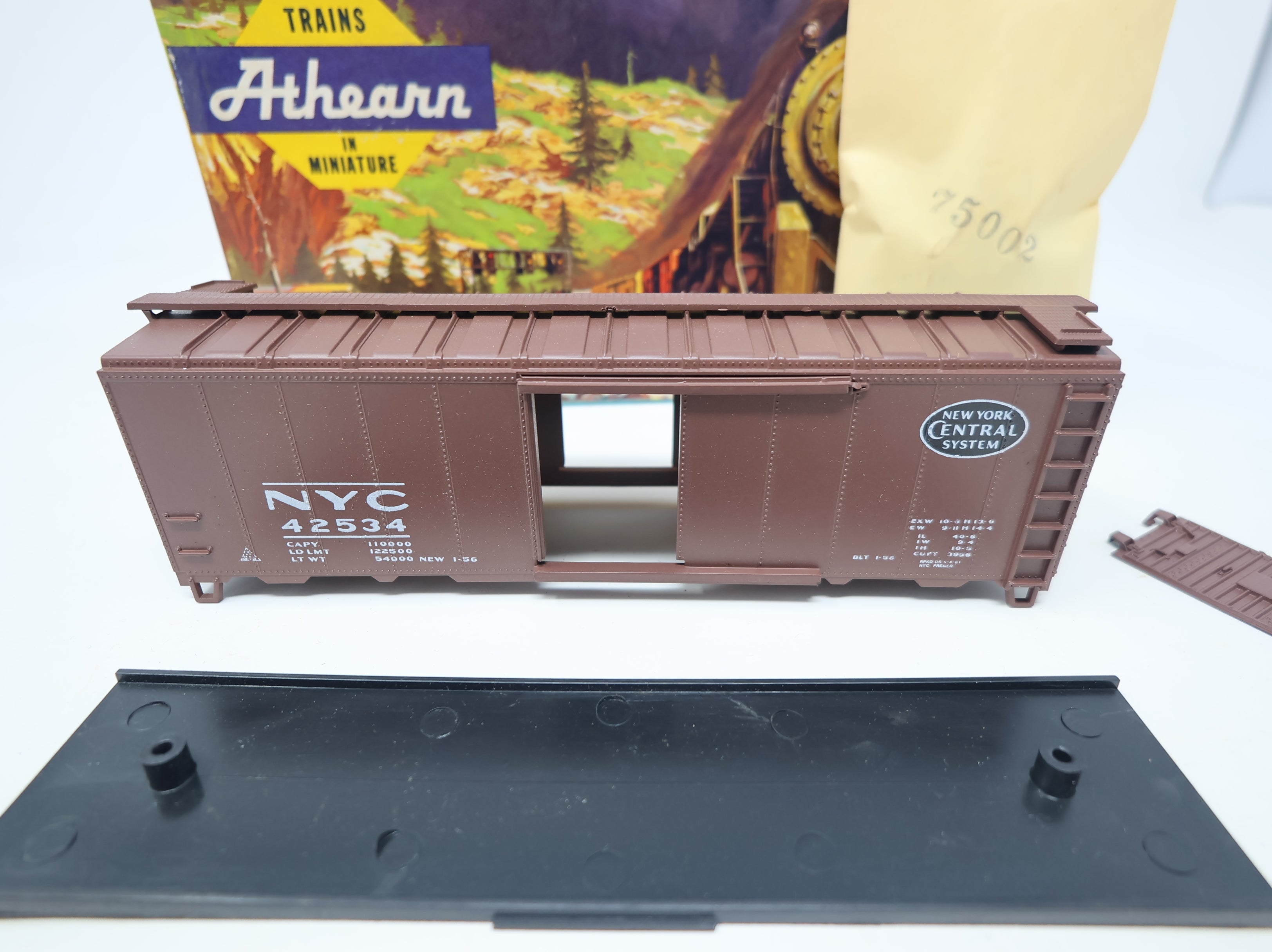 USED Athearn HO Scale 40' Steel Box Car New York Central NYC #42534 Bev-Bel KIT