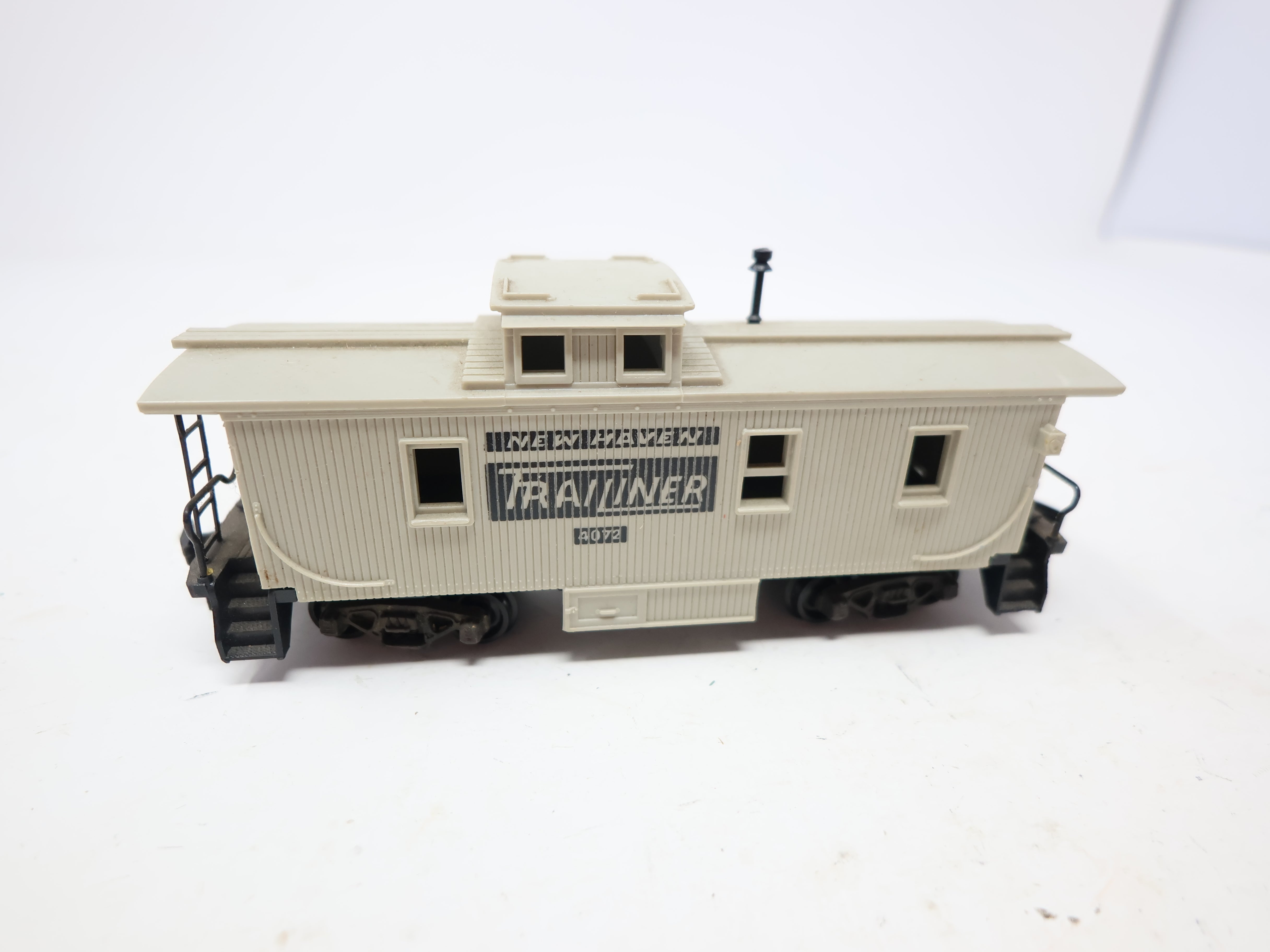 USED REVELL HO Scale, Caboose, New Haven #4072, Trailiner