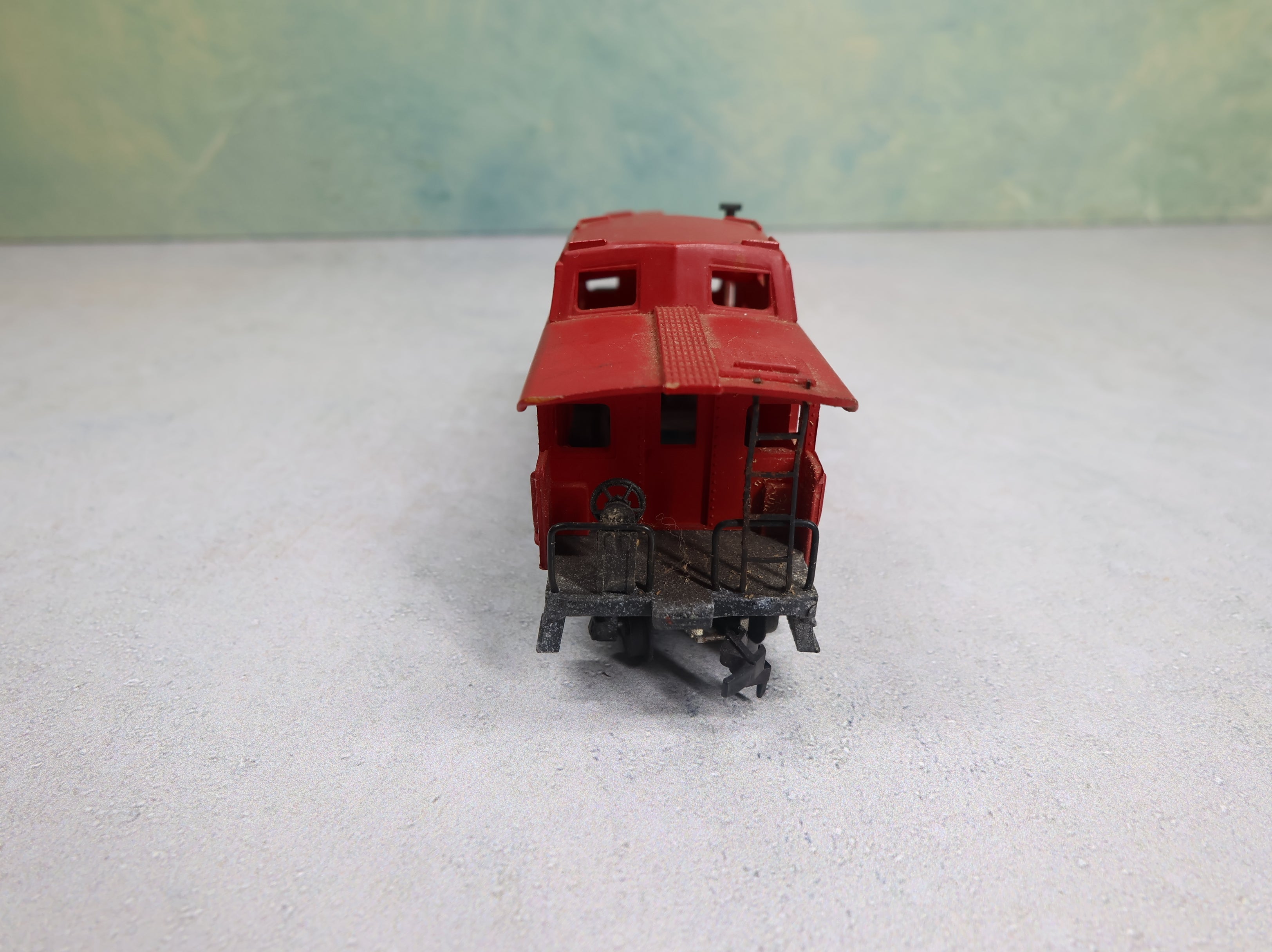 USED Mantua HO Scale Caboose Pennsylvania #15723