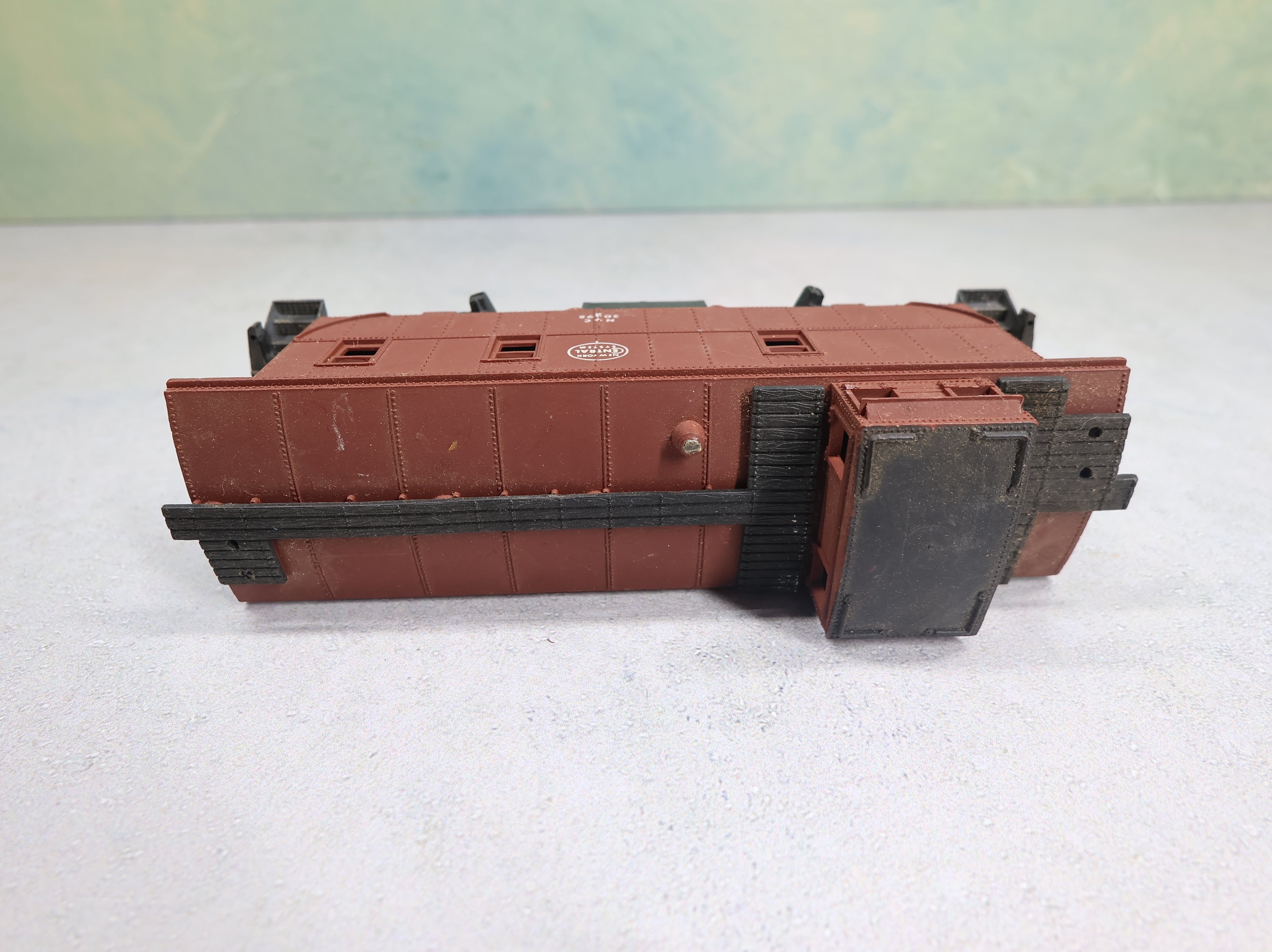 USED AHM HO Scale Caboose New York Central NYC #20298