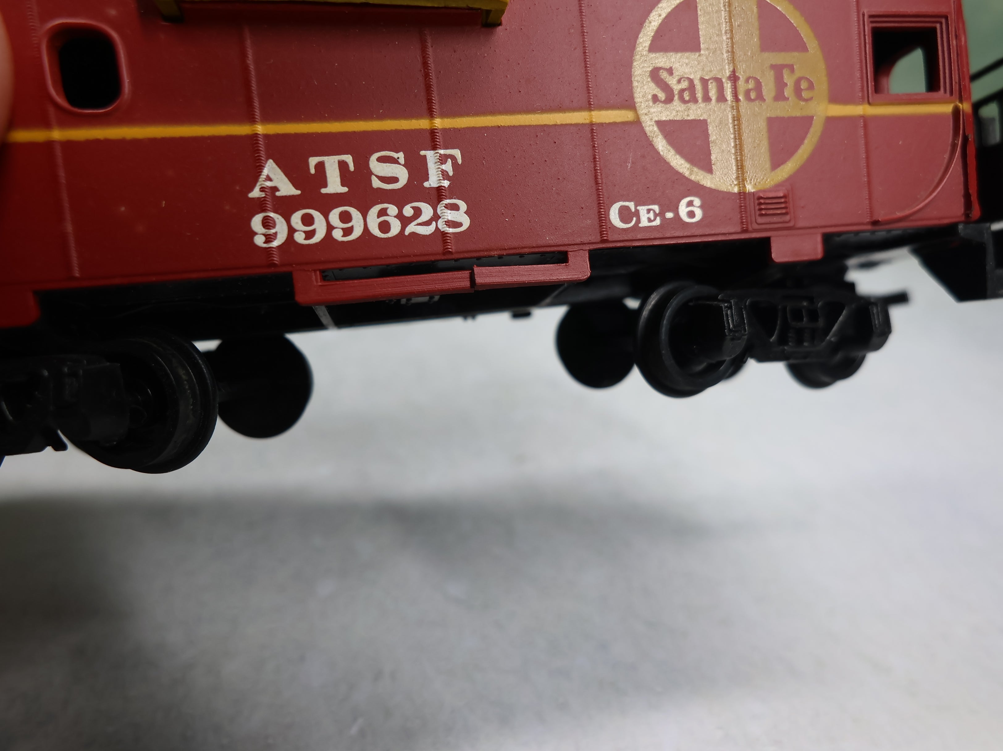 USED Bachmann HO Scale Caboose Santa Fe ATSF #999628