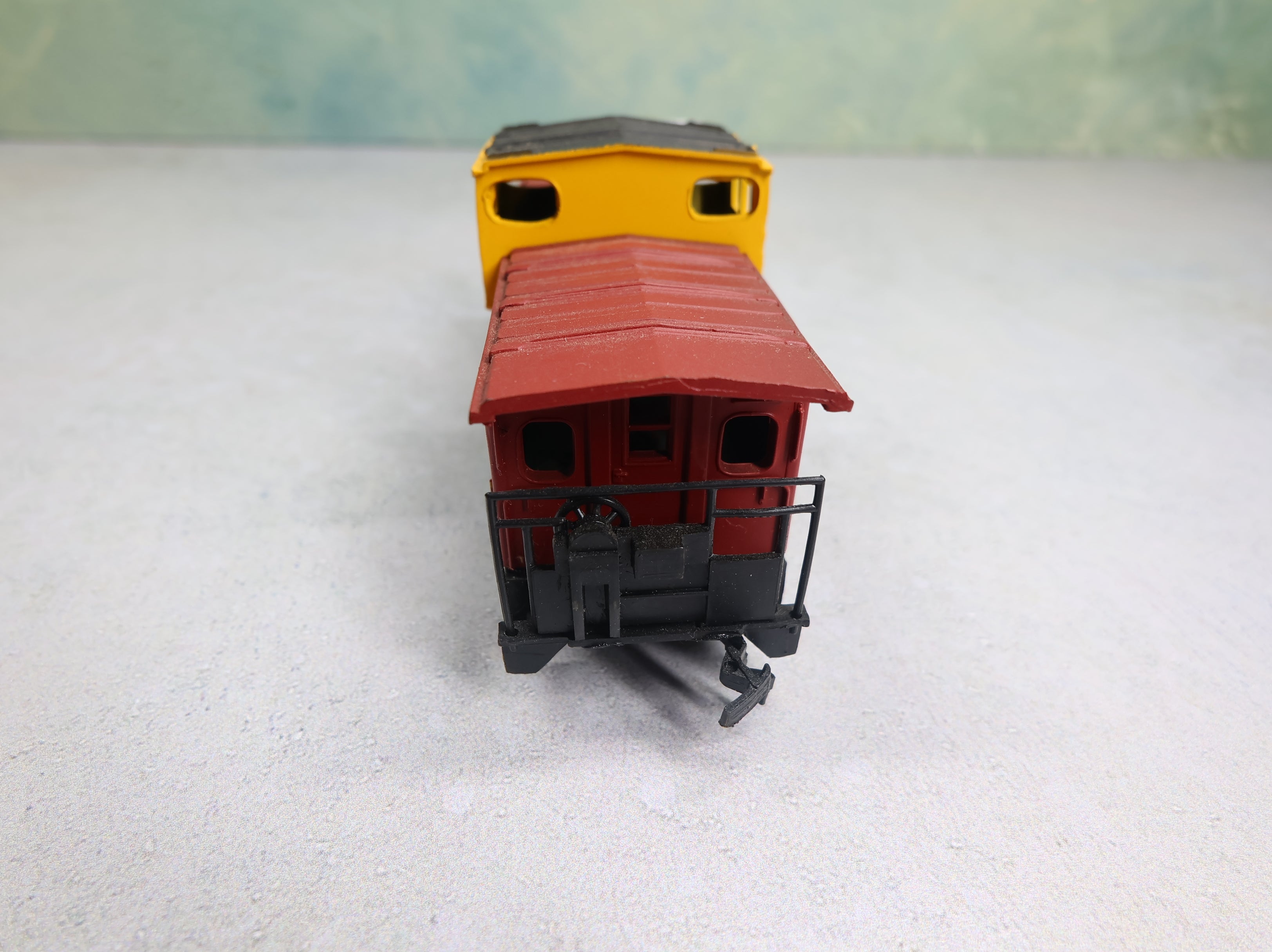 USED Bachmann HO Scale Caboose Santa Fe ATSF #999628