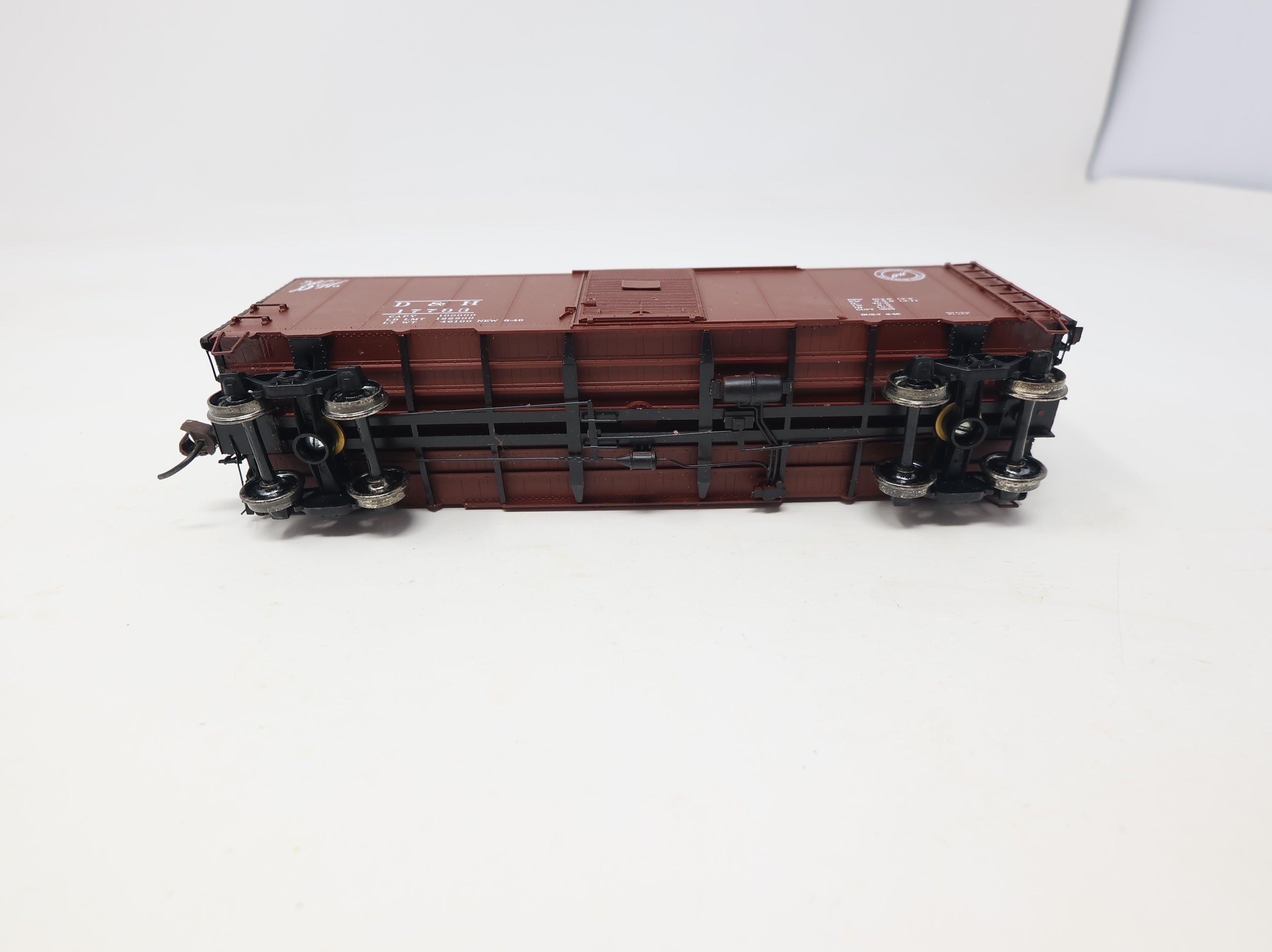 USED HO Scale 40' Steel Box Car Delaware and Hudson D&H #17793