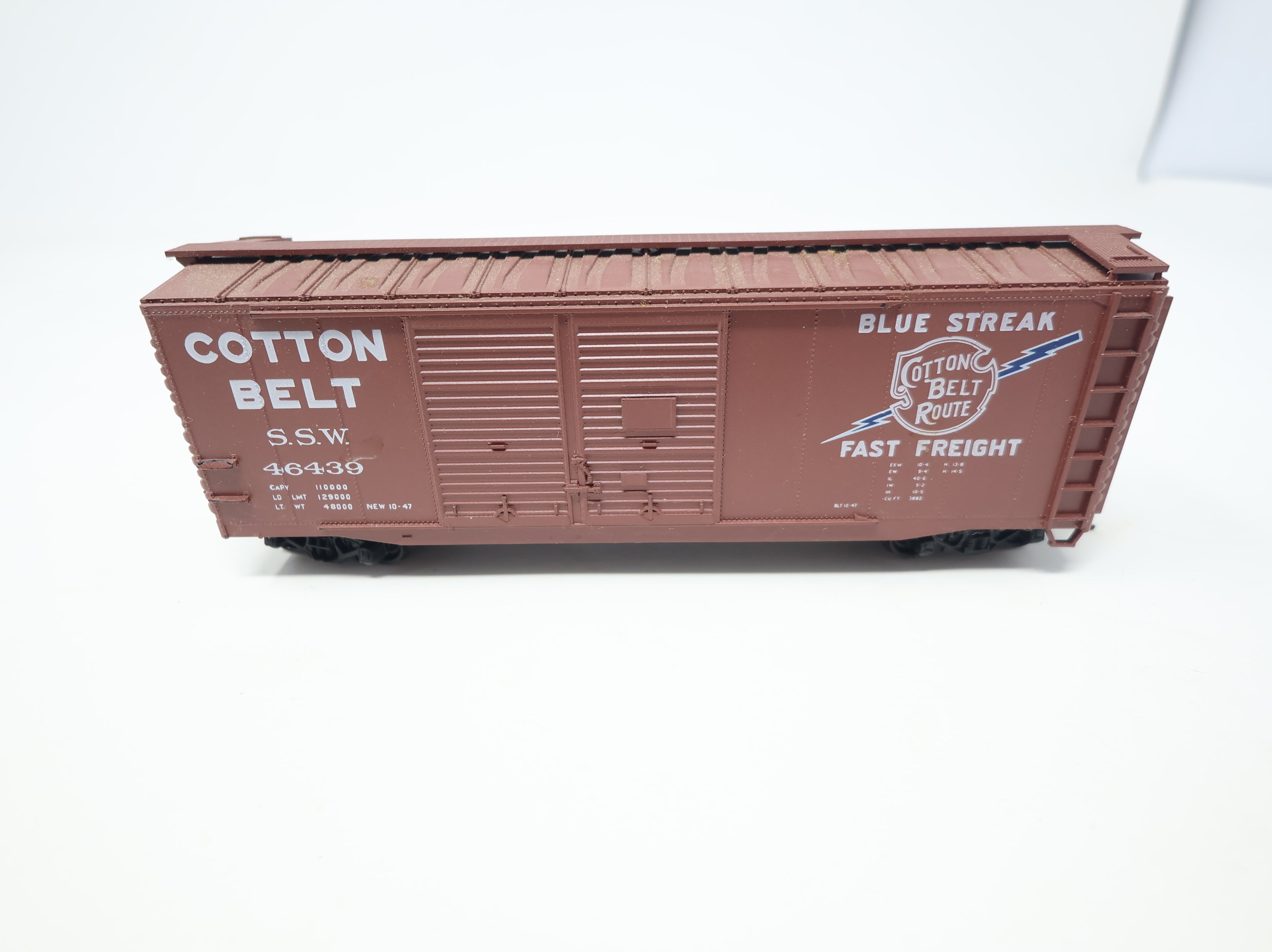 USED Accurail HO Scale 40' DD Steel Box Car Cotton Belt SSW #46439