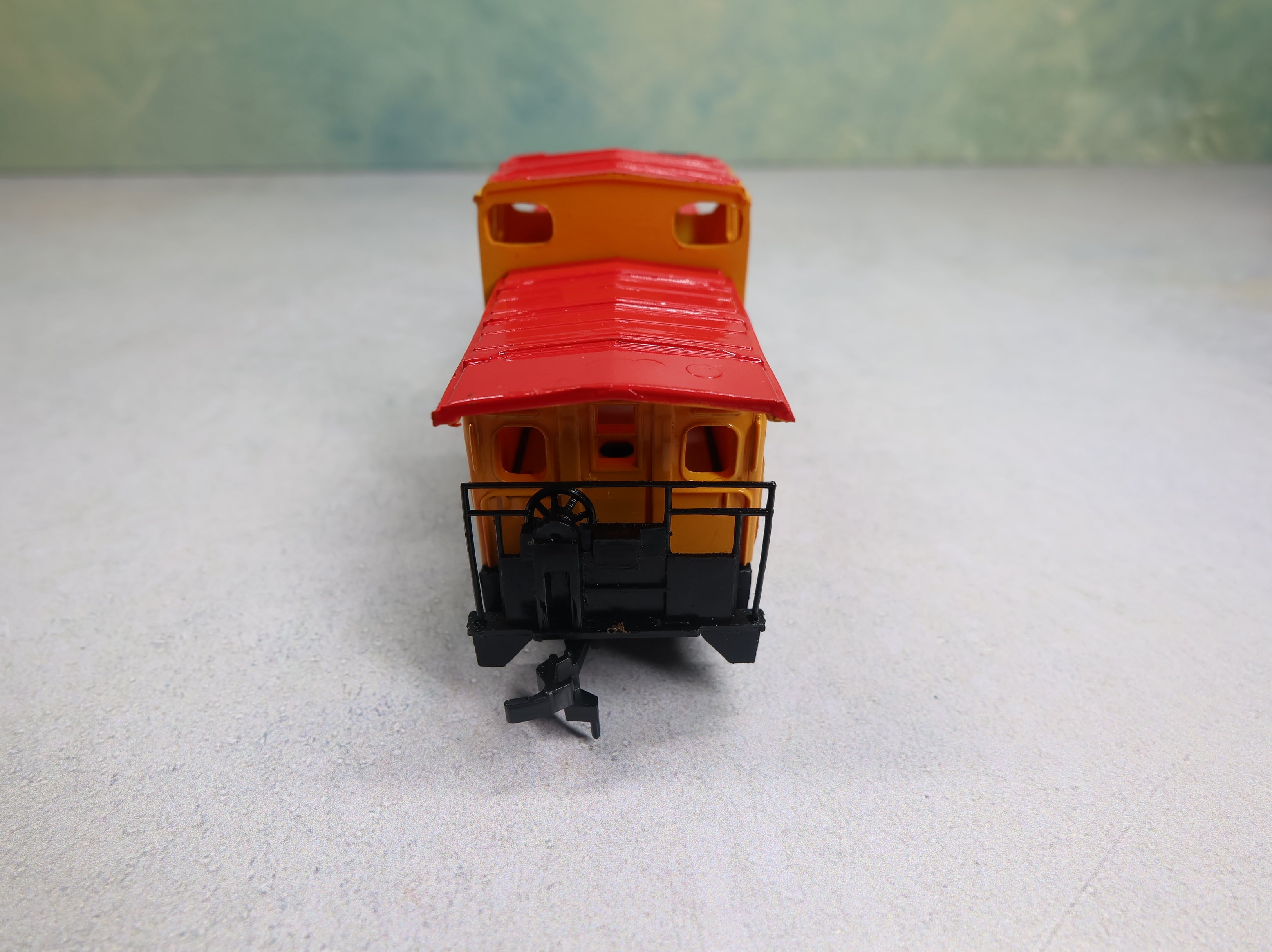 USED Bachmann HO Scale Caboose Union Pacific UP #25743