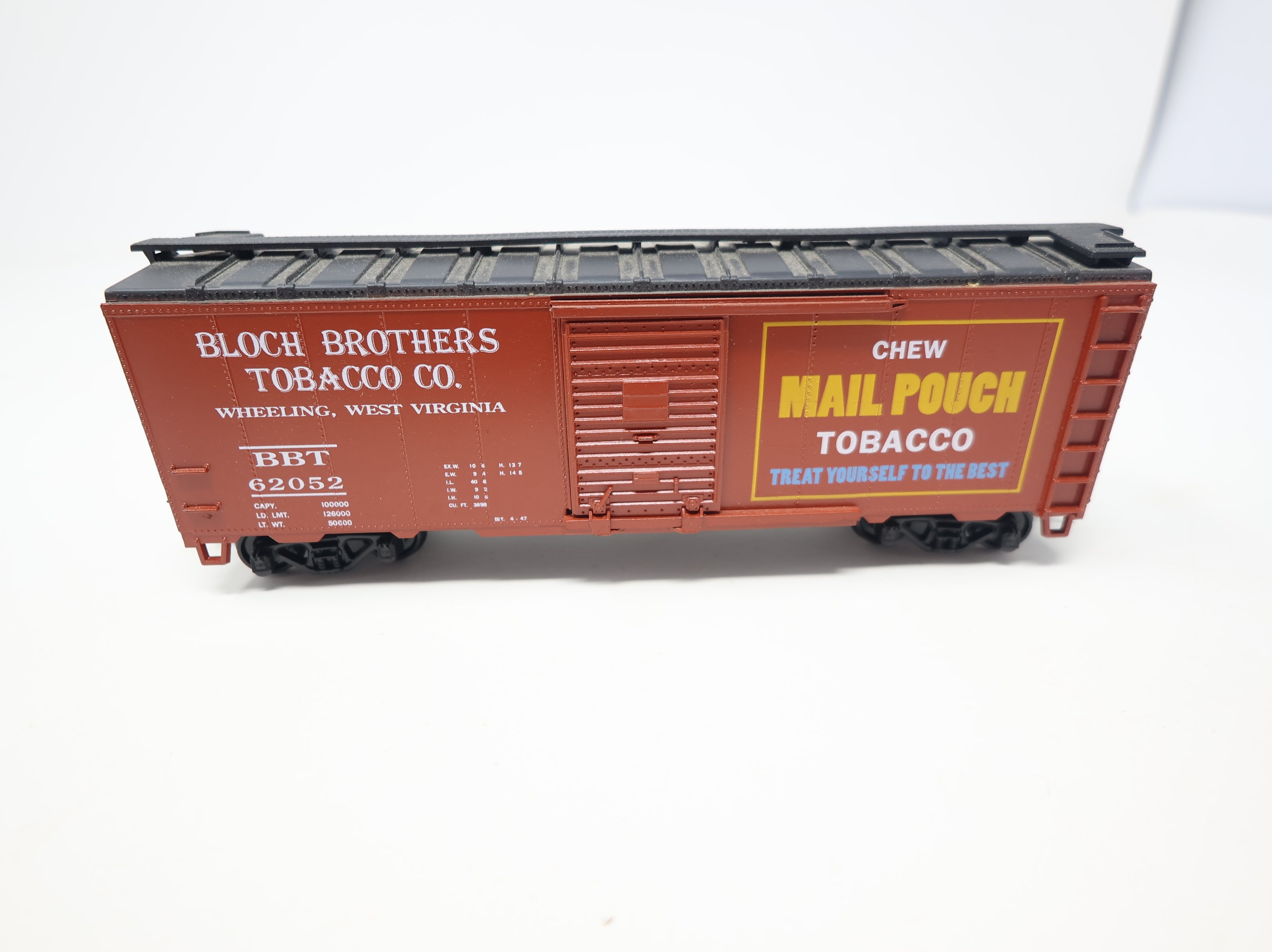 USED Athearn HO Scale Rare 40' Steel Box Car Mail Pouch Tobacco BBT #62052