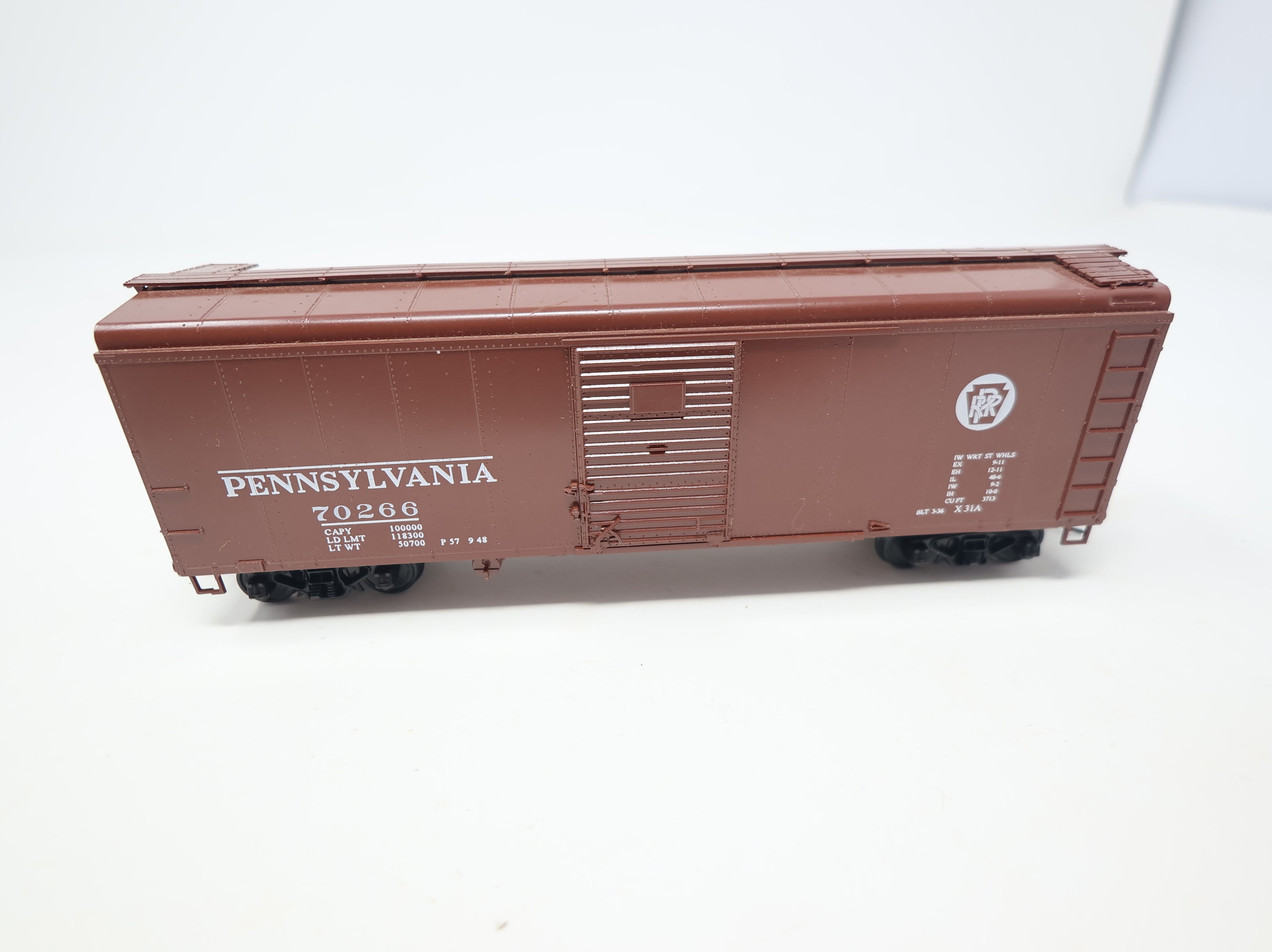 USED Bowser HO Scale X31A Box Car Pennsylvania #70266