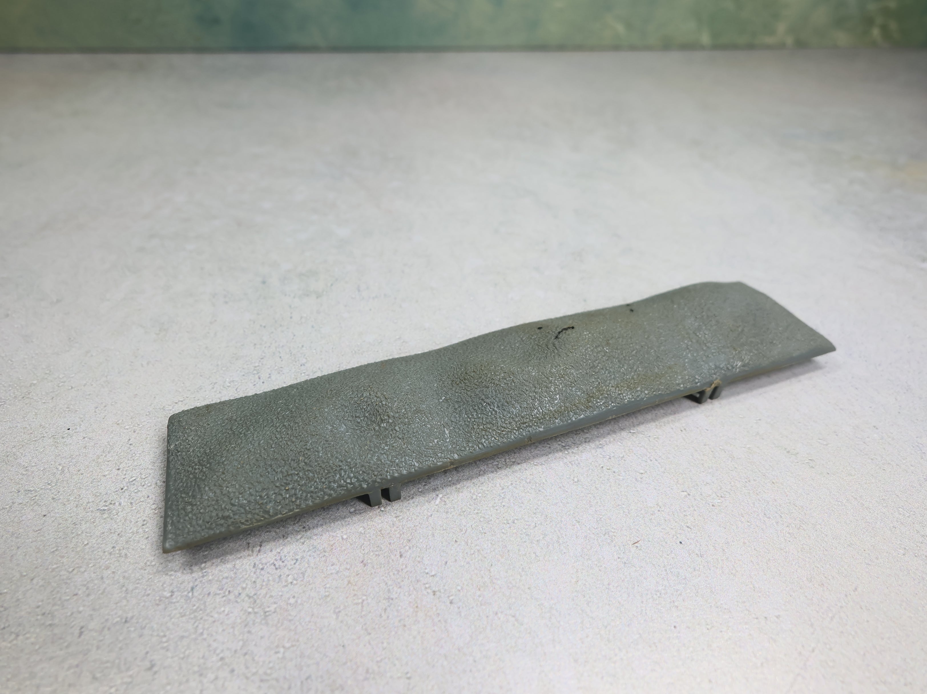 USED HO Scale Approx 40' Plastic Ballast Load