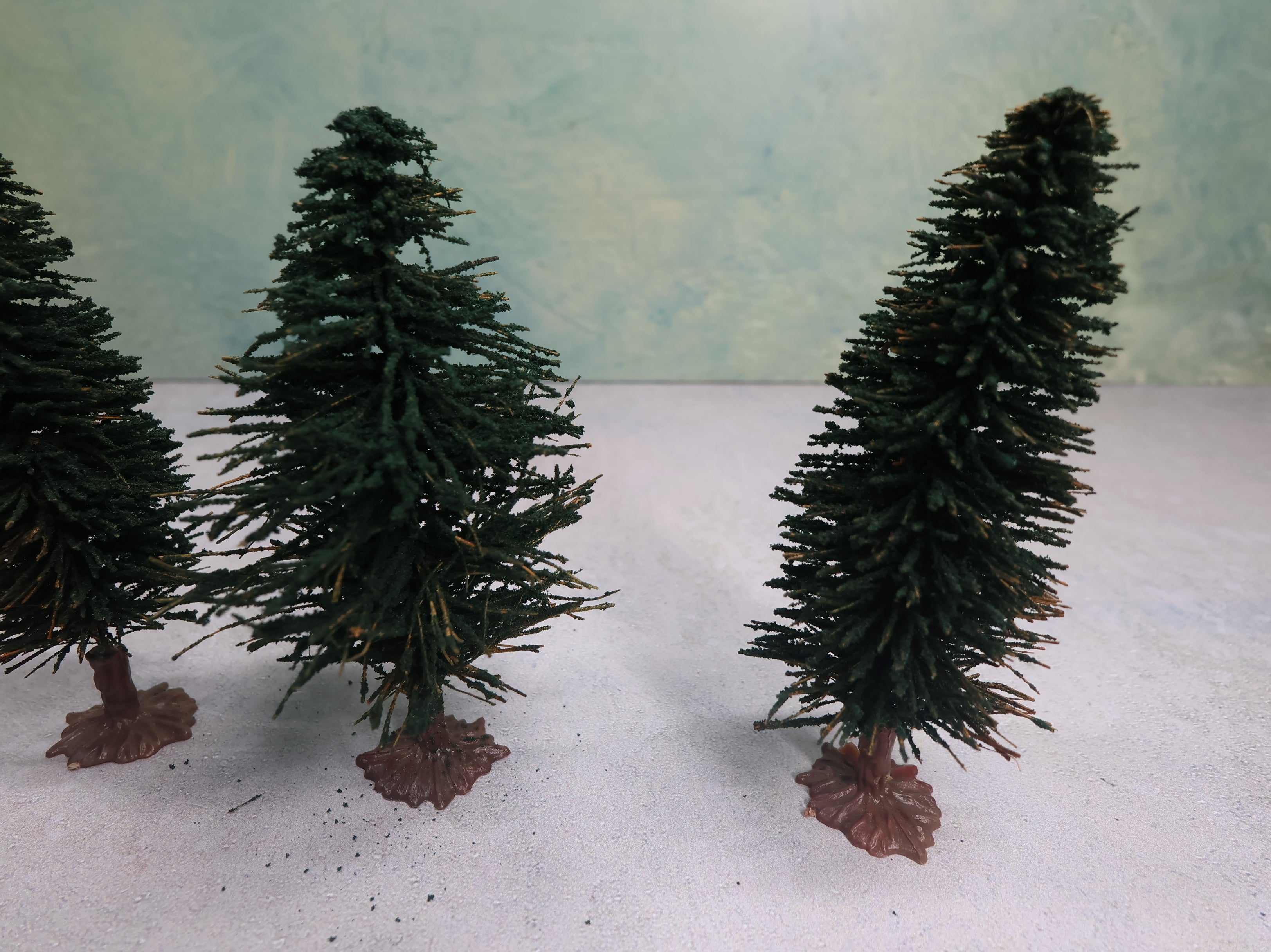 USED Life-Like MULTI Scale Tree Assortment (3 pcs)