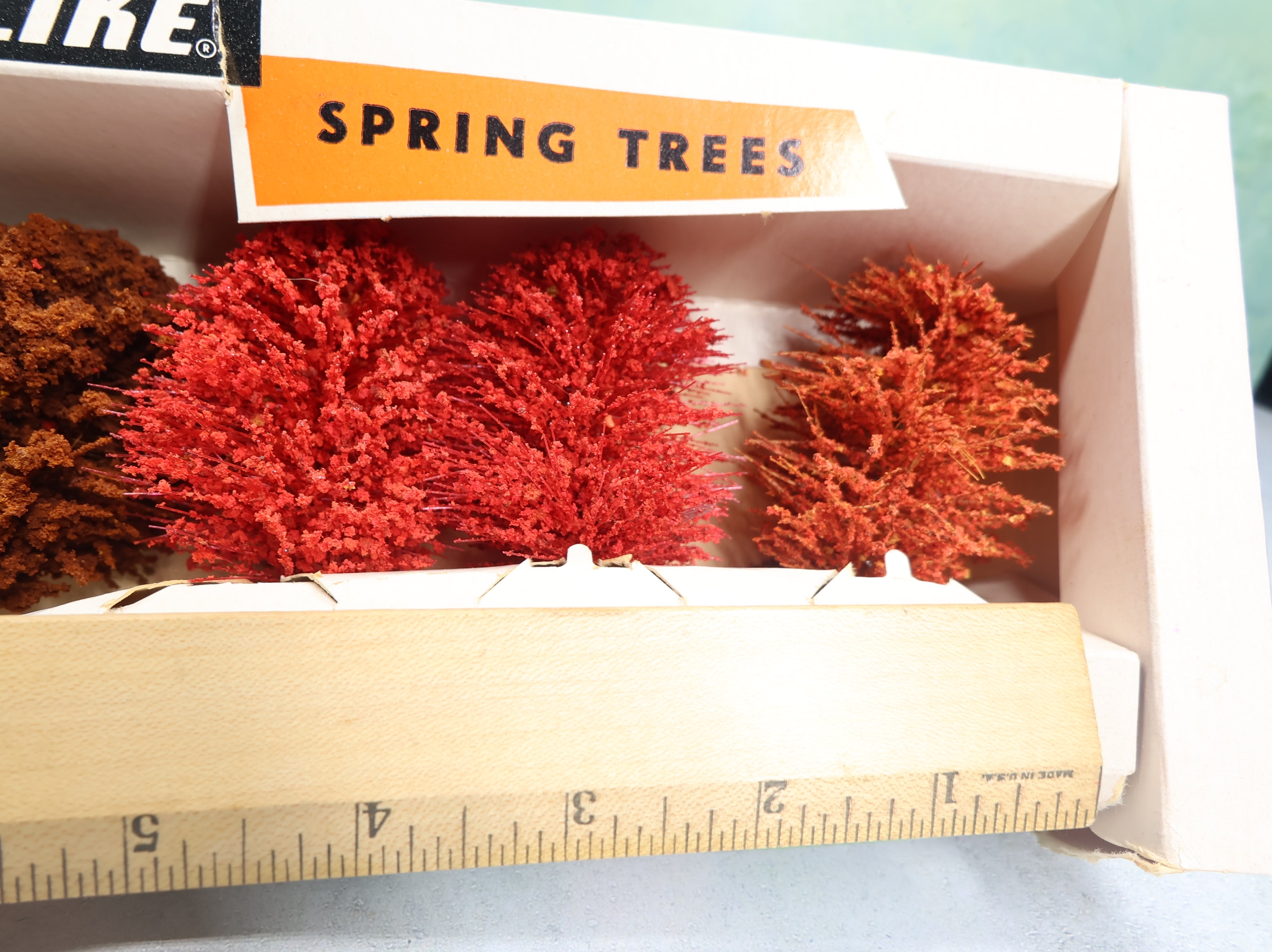 USED Life-Like MULTI Scale Tree Assortment (5 pcs)