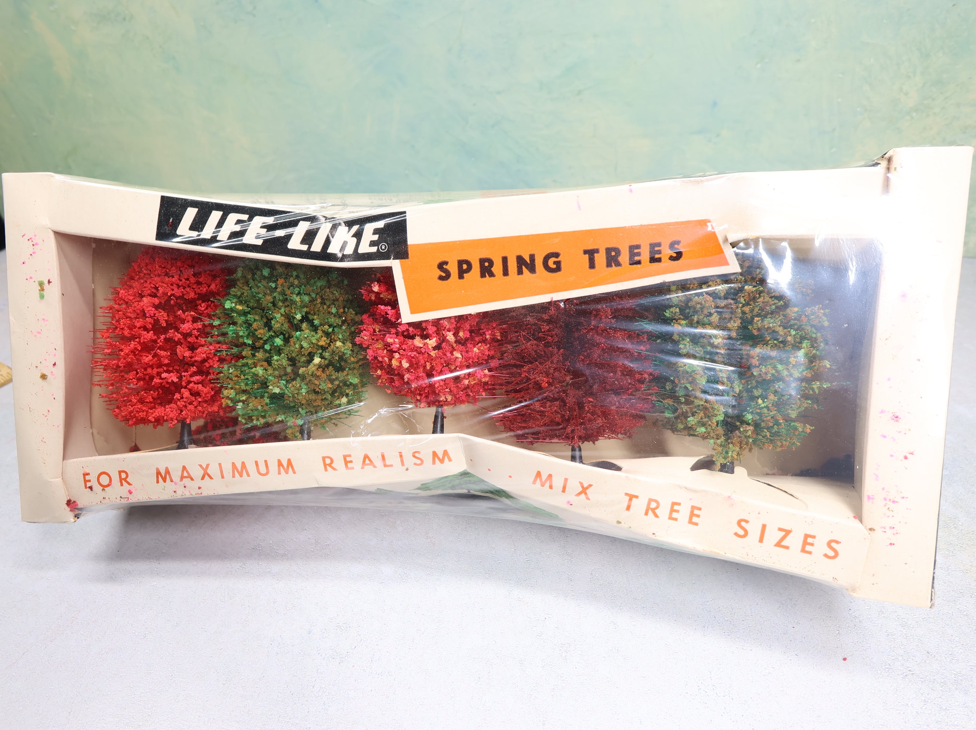 USED Life-Like MULTI Scale Tree Assortment (5 pcs)