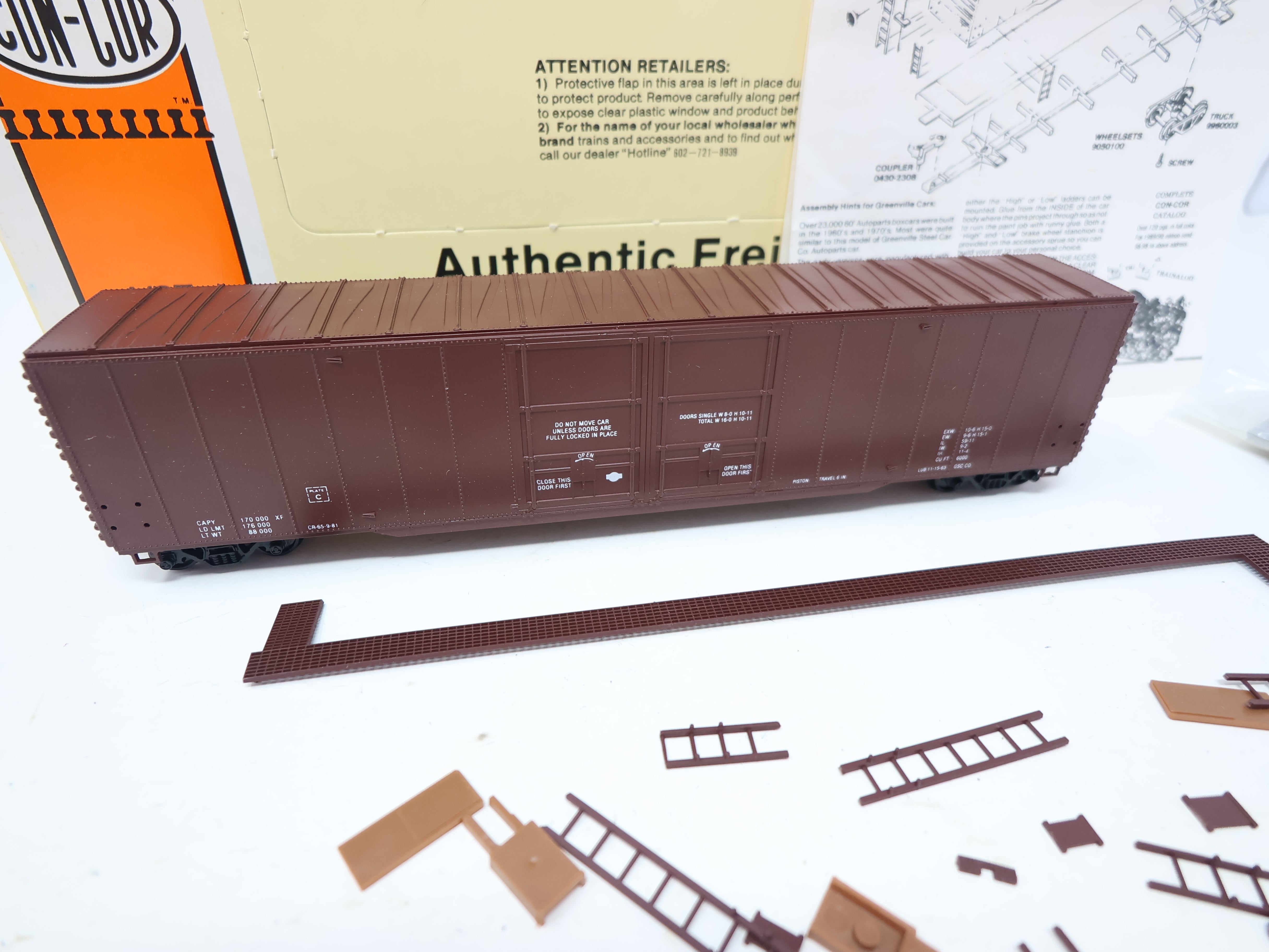 USED Con-Cor #1-009607 HO Scale, 60' Greenville Box Car, Data Only (KIT)