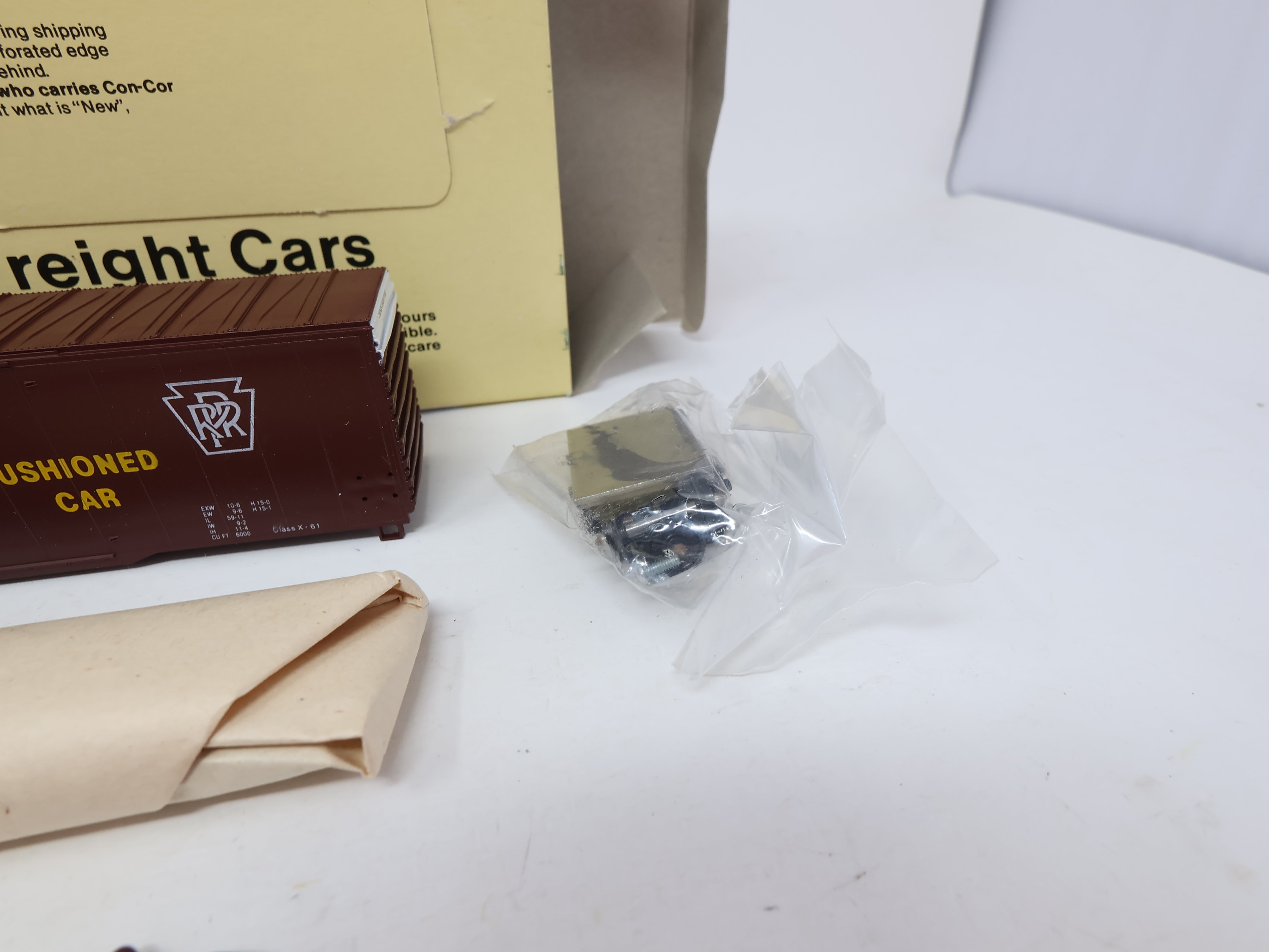 USED Con-Cor #1-551 HO Scale, 60' Single Door Box Car, Pennsylvania PRR #111248, Car7/12 (KIT)