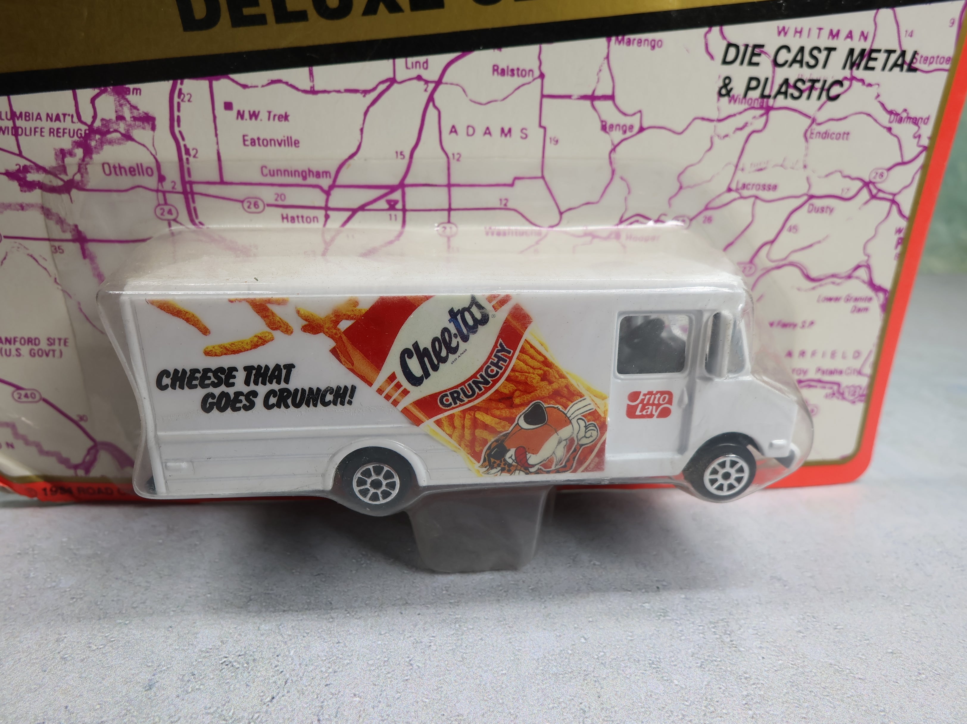 Road Champs 5900 Deluxe Series Die Cast Cheetos Frito Lay Step Van