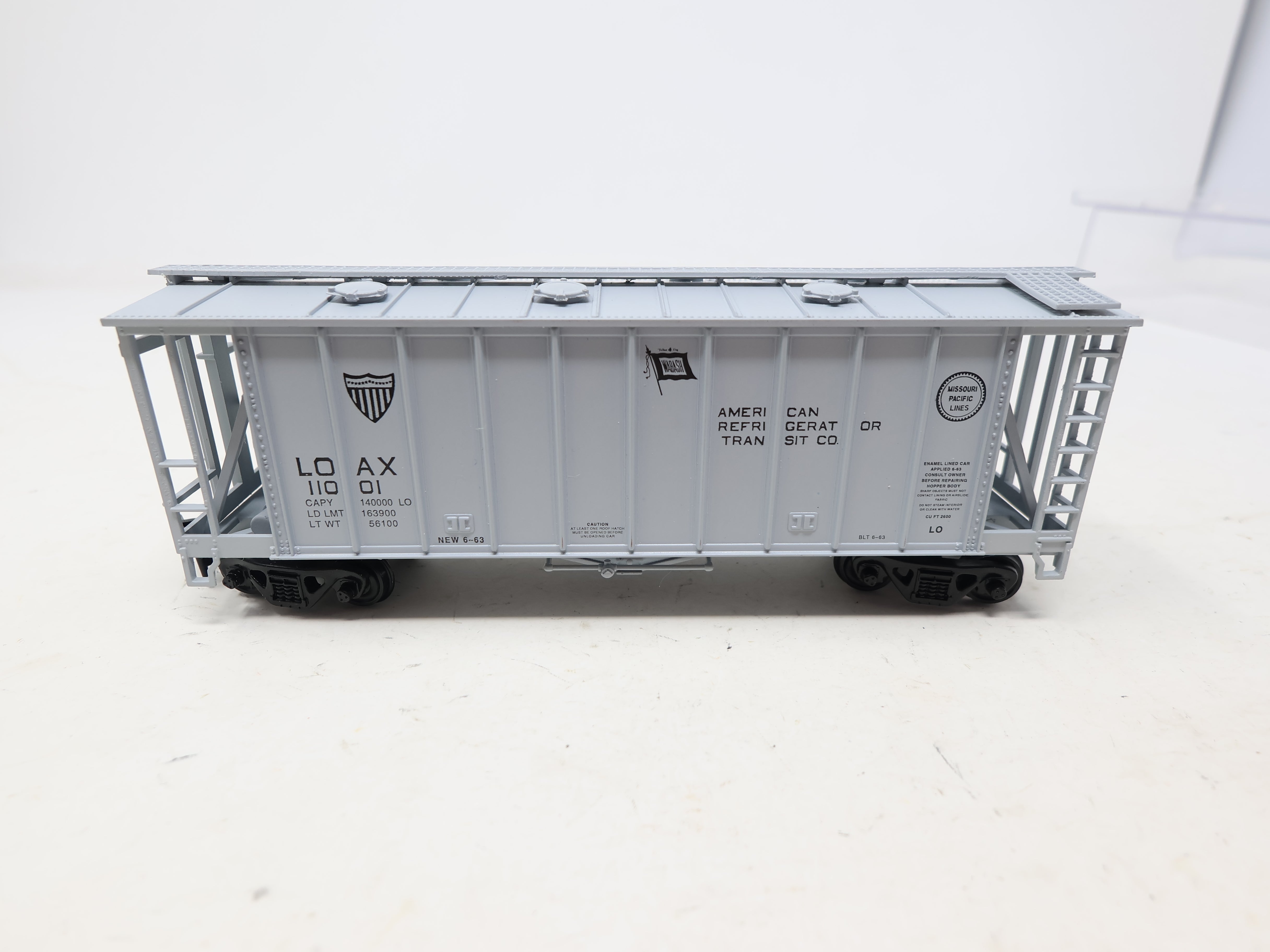 USED Con-Cor HO Scale, Airslide Version 1, Missouri Pacific LOAX #11001