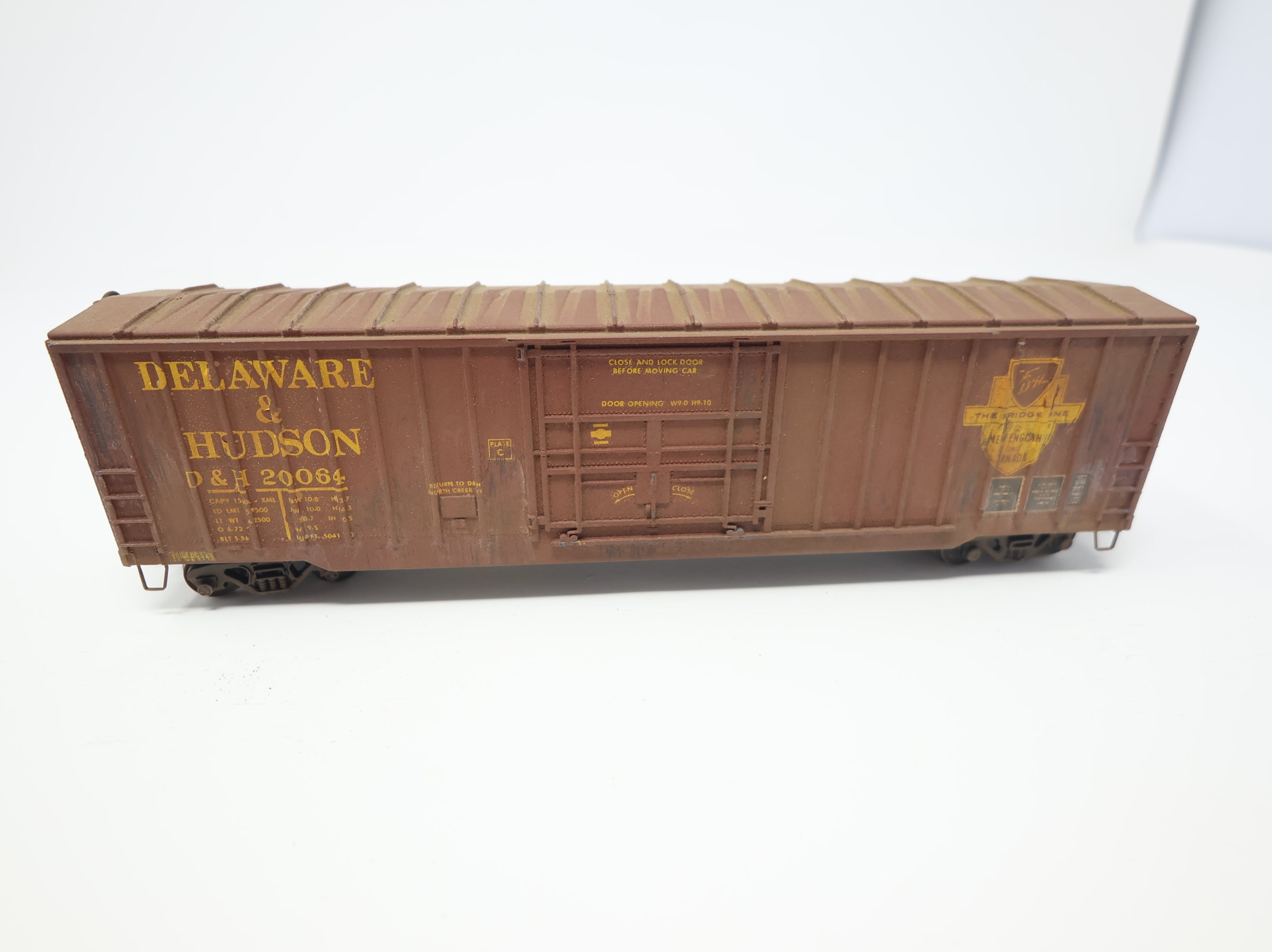 USED Athearn HO Scale 50' Box Car Delaware and Hudson D&H #20064 Weathered