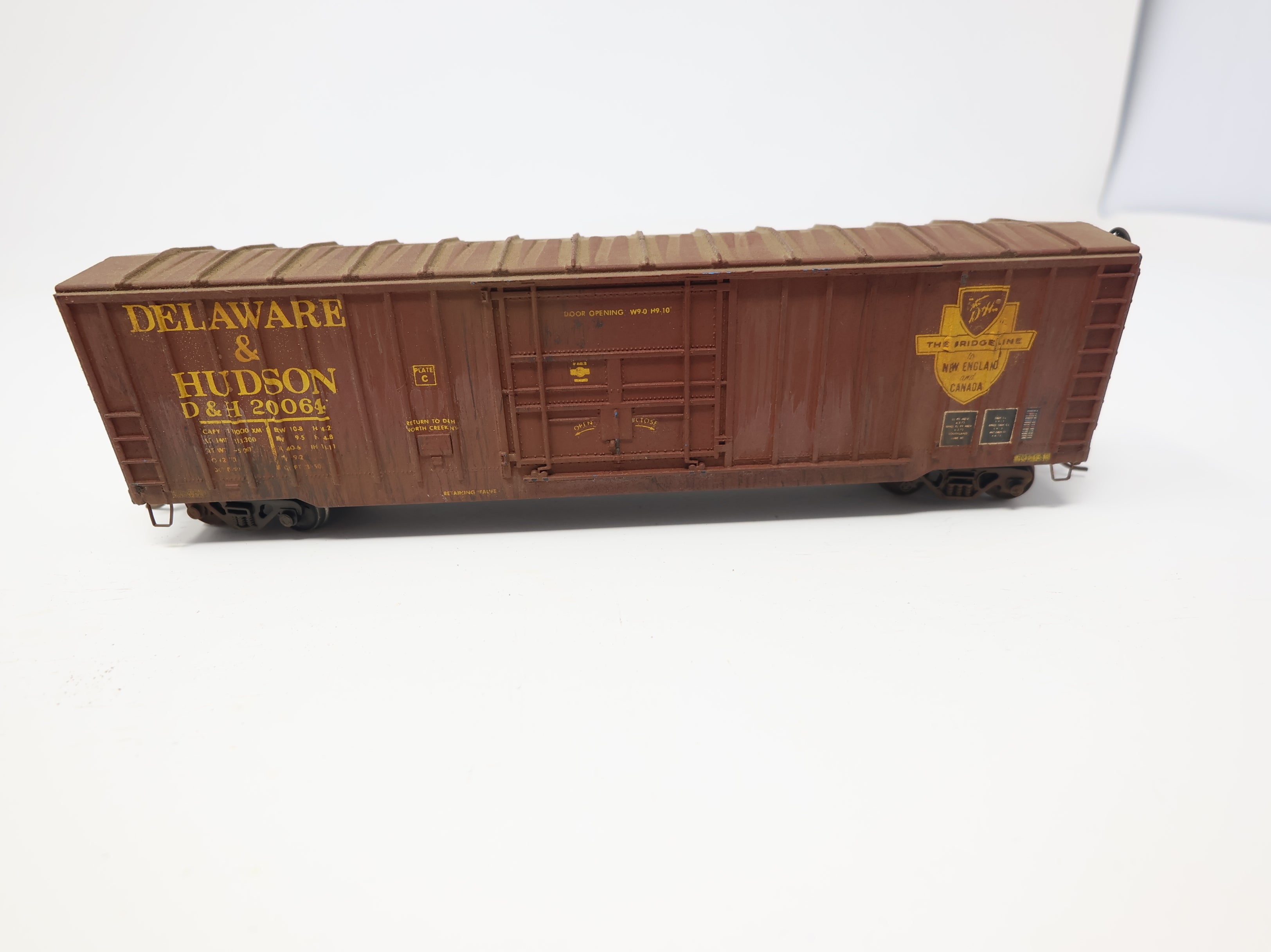 USED Athearn HO Scale 50' Box Car Delaware and Hudson D&H #20064 Weathered