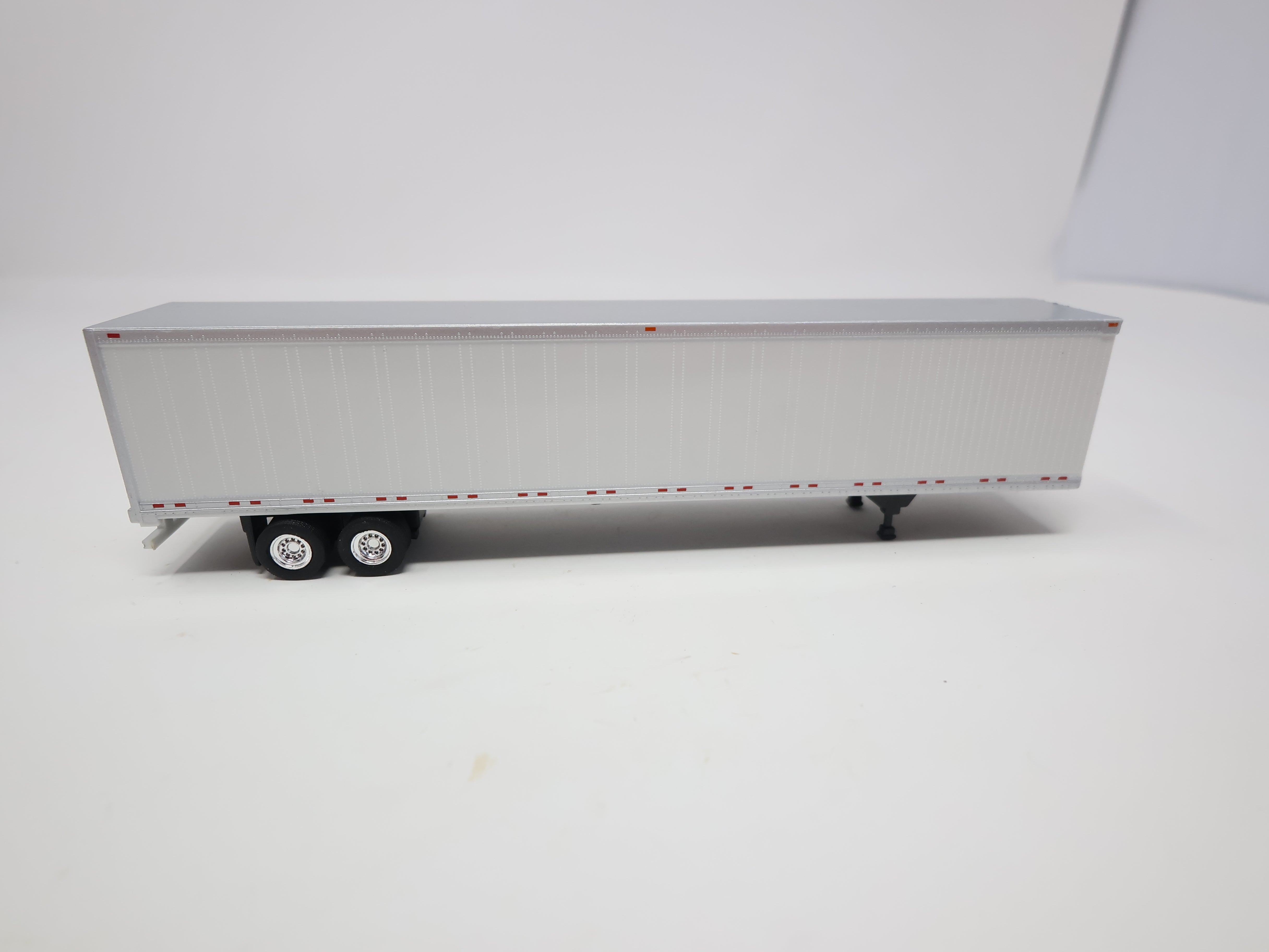 USED HO Scale, 53' Trailer, Undecorated