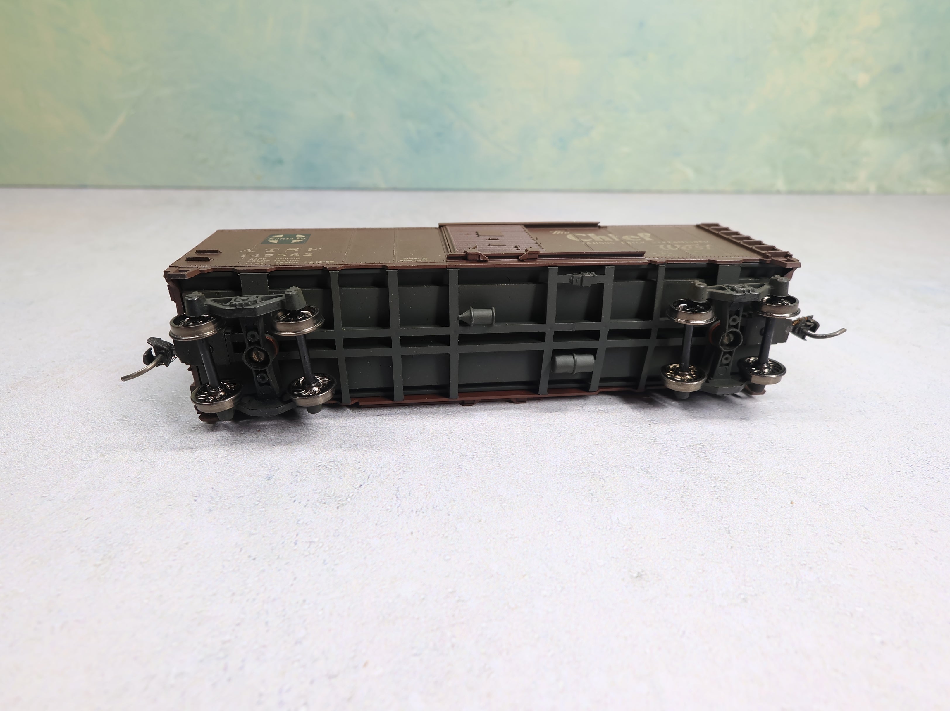 USED Athearn HO Scale 40' Box Car Santa Fe ATSF #145562 Weathered