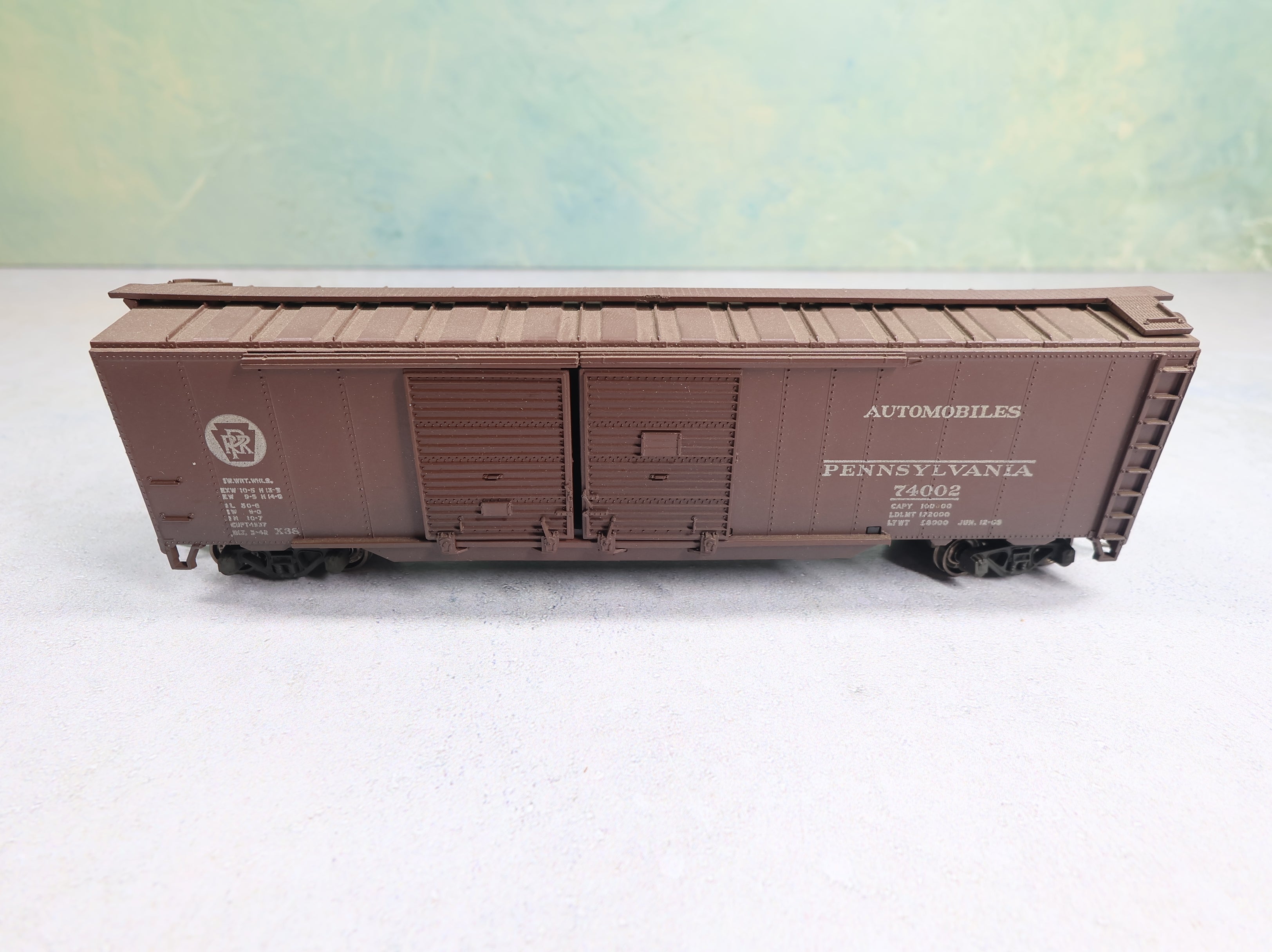 USED Athearn HO Scale 50' Box Car Pennsylvania #74002 Weathered