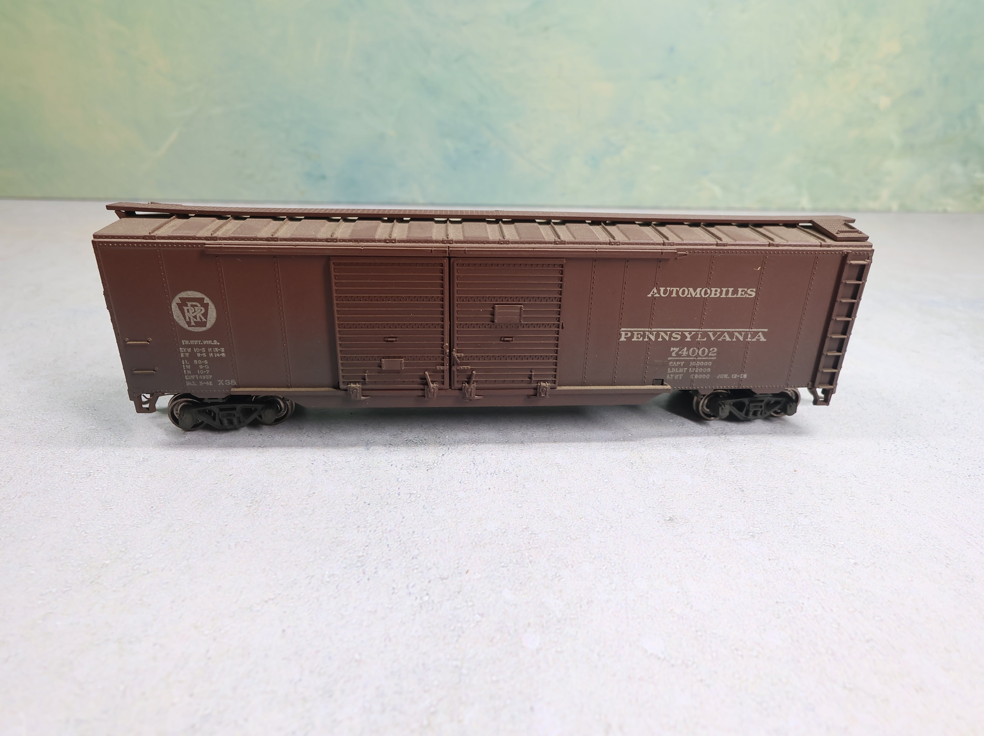 USED Athearn HO Scale 50' Box Car Pennsylvania #74002 Weathered