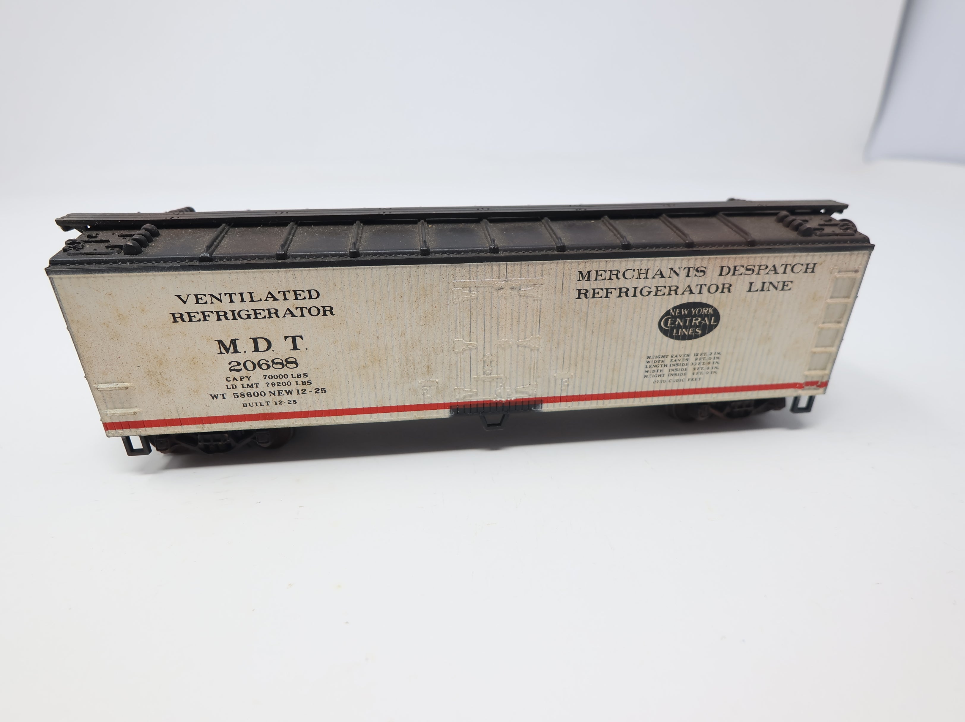 USED Walthers HO Scale 40' Reefer Box Car Merchants Despatch MDT #20688 Weathered