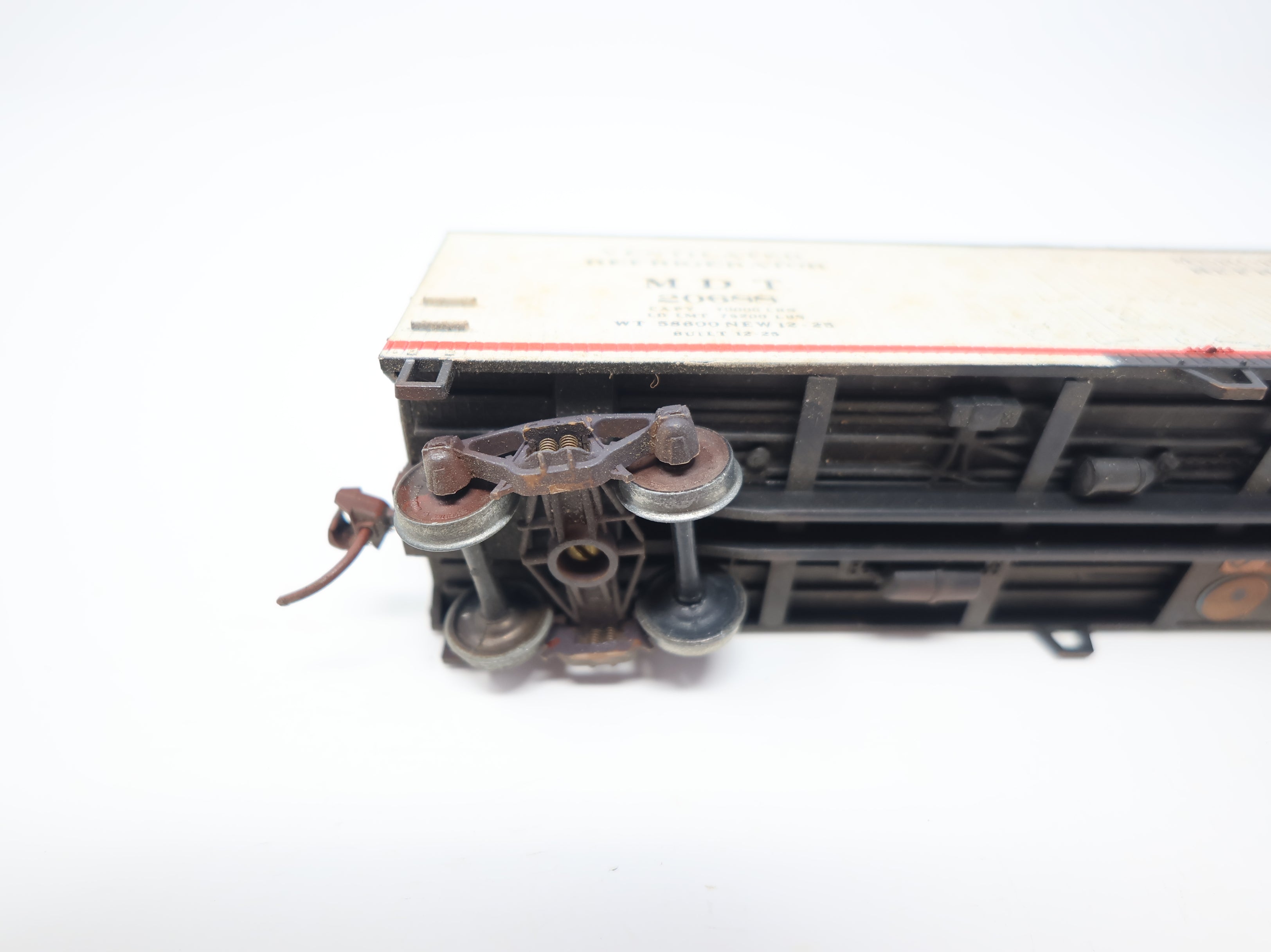 USED Walthers HO Scale 40' Reefer Box Car Merchants Despatch MDT #20688 Weathered