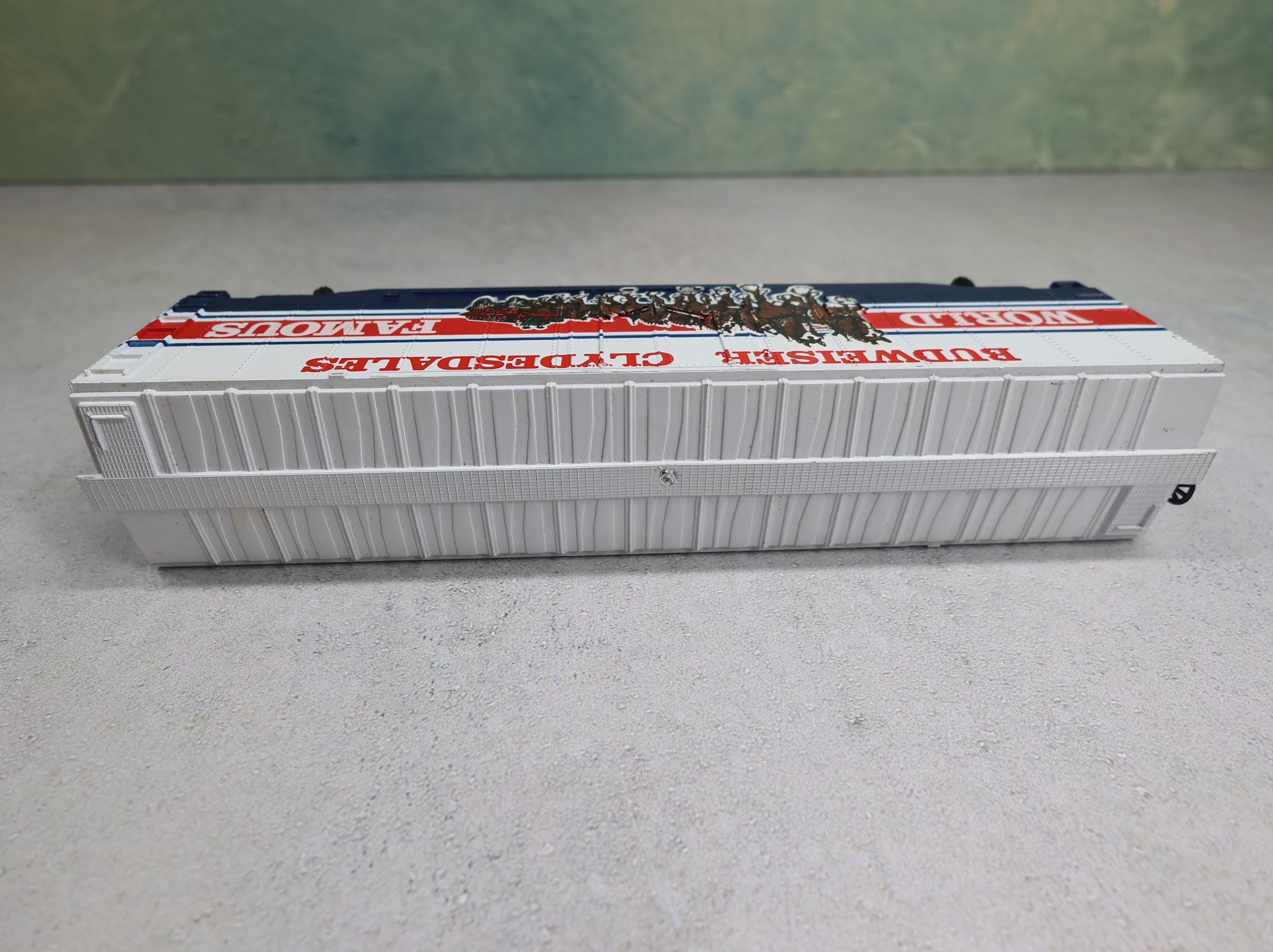 USED Bachmann HO Scale 50' Box Car Budweiser Clydesdales World Famous