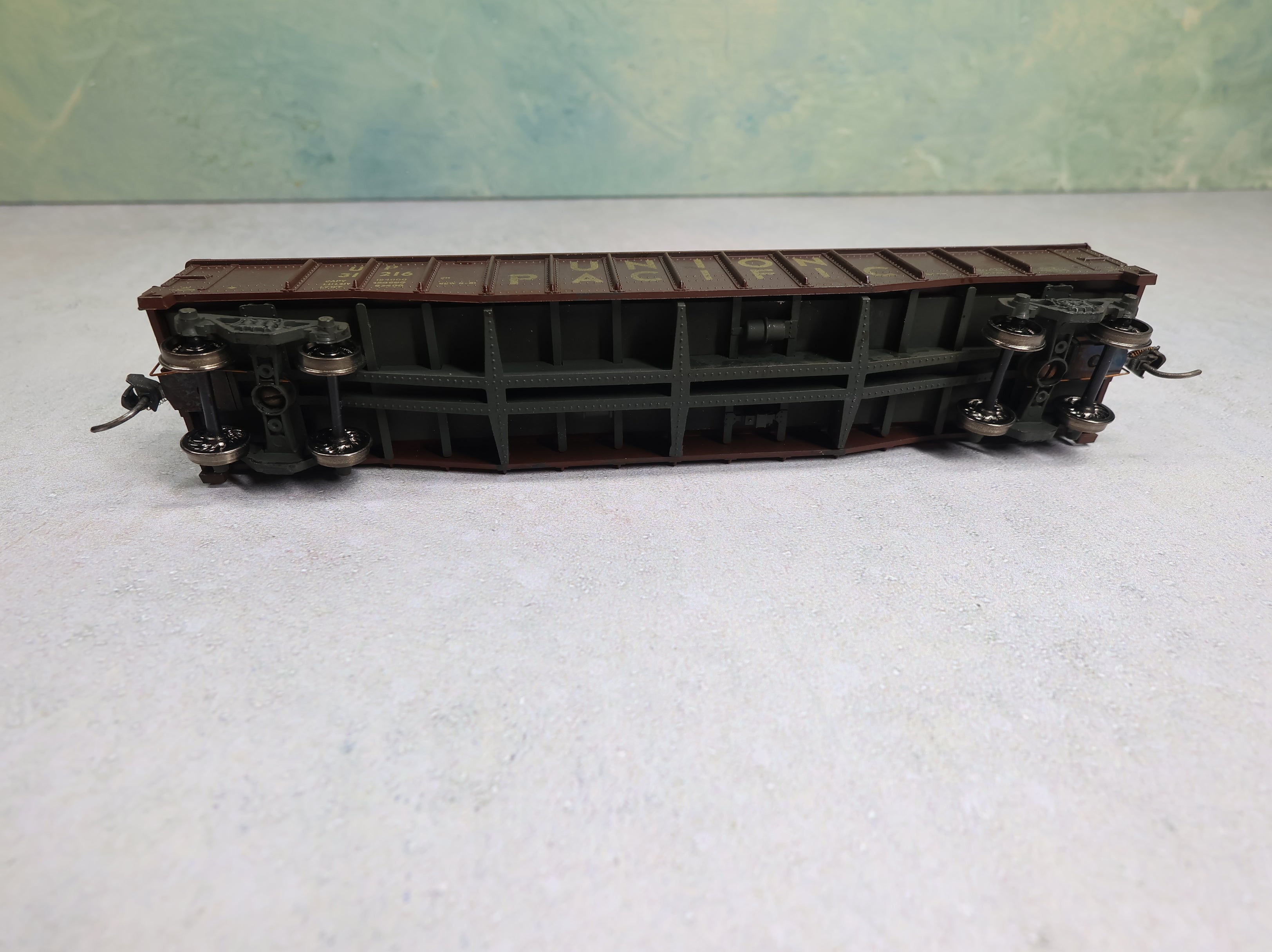 USED Athearn HO Scale Gondola Union Pacific UP #31216 Weathered