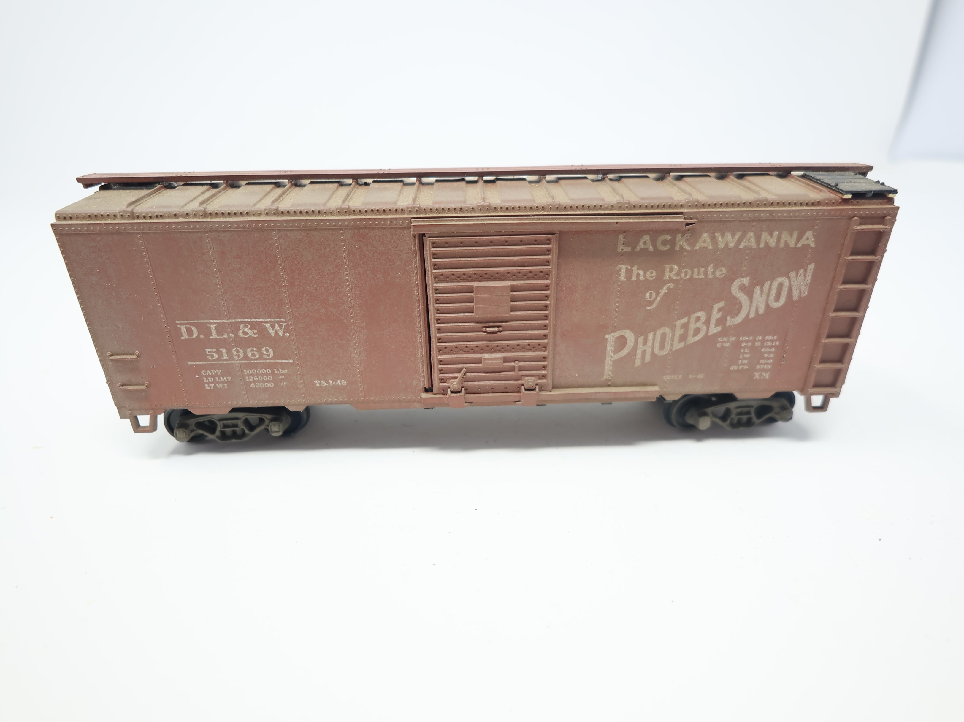 USED Athearn HO Scale 40' Steel Box Car Lackawanna DL&W #51969 Weathered