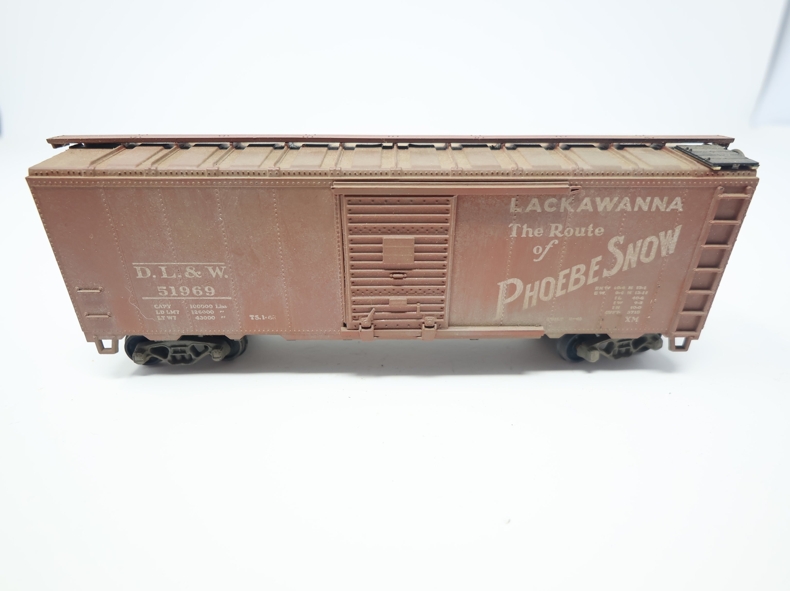 USED Athearn HO Scale 40' Steel Box Car Lackawanna DL&W #51969 Weathered