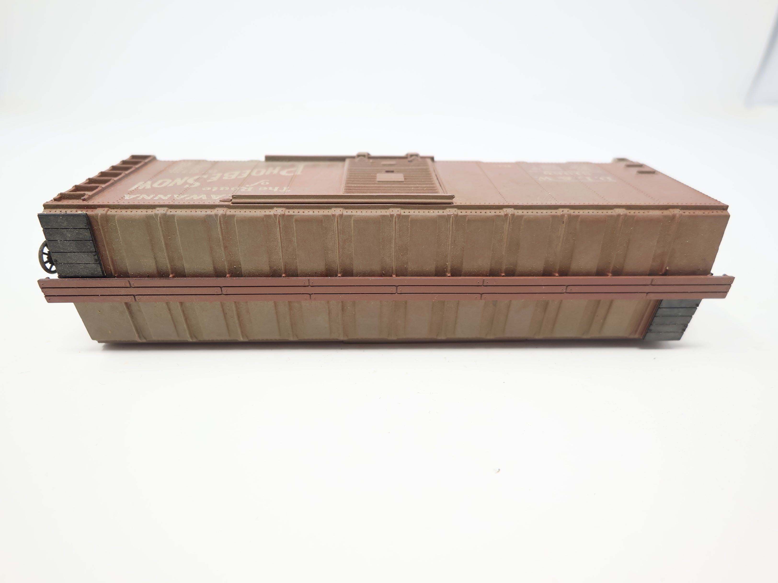 USED Athearn HO Scale 40' Steel Box Car Lackawanna DL&W #51969 Weathered