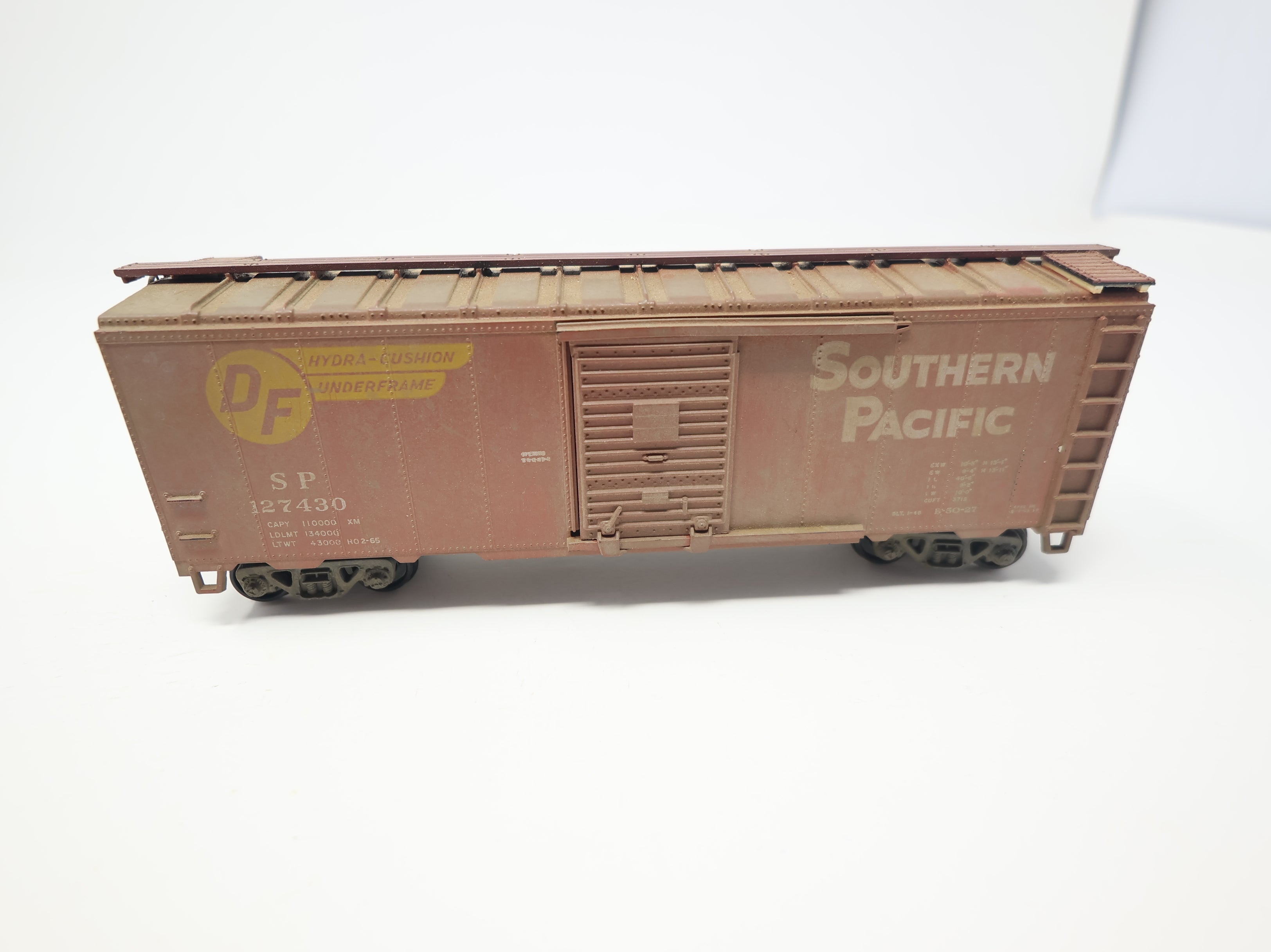 USED Athearn HO Scale 40' Steel Box Car Southern Pacific SP #127430 Weathered