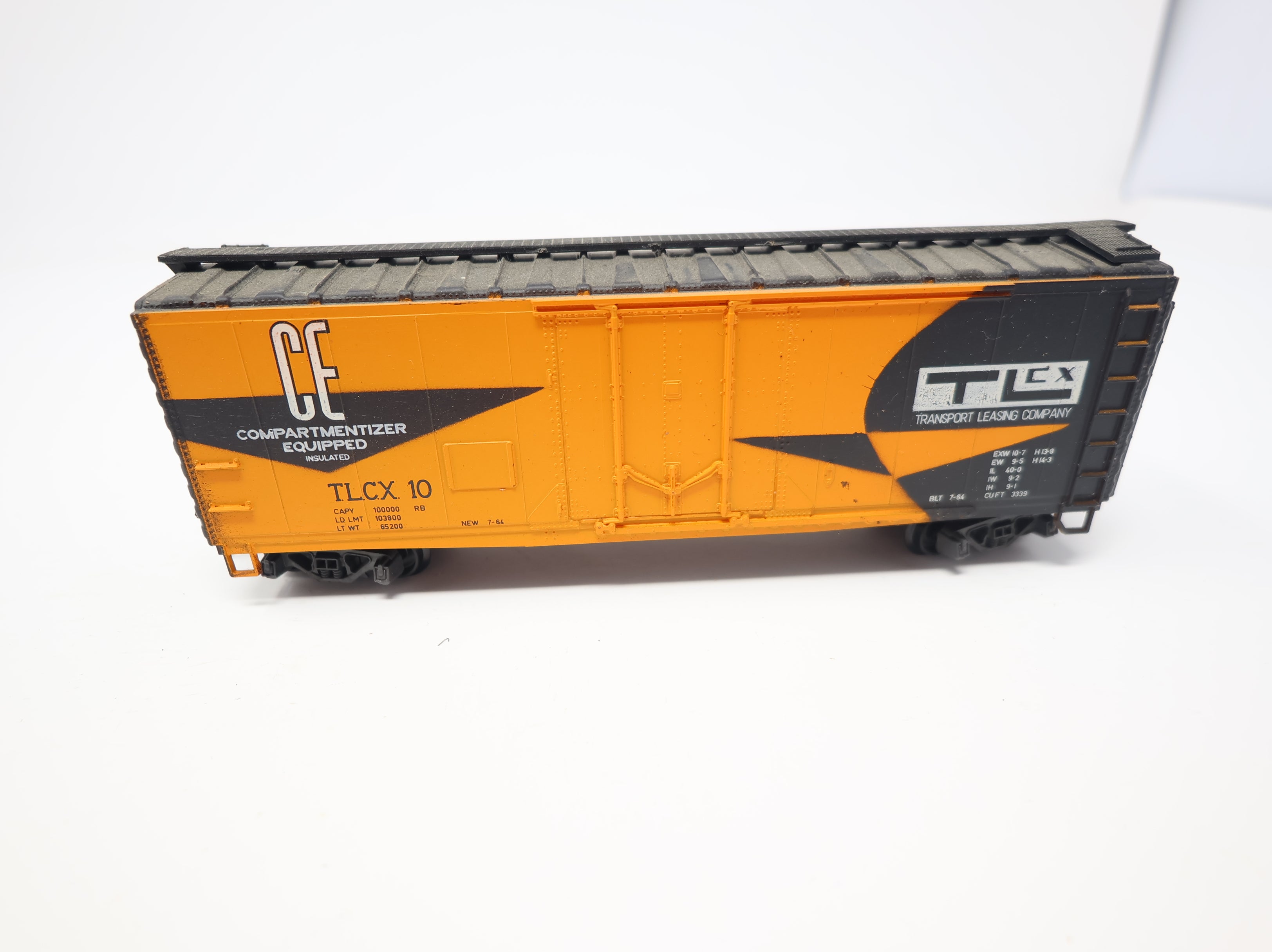 USED AHM HO Scale 40' Steel Box Car Transport Leasing TLCX #10 Insulated